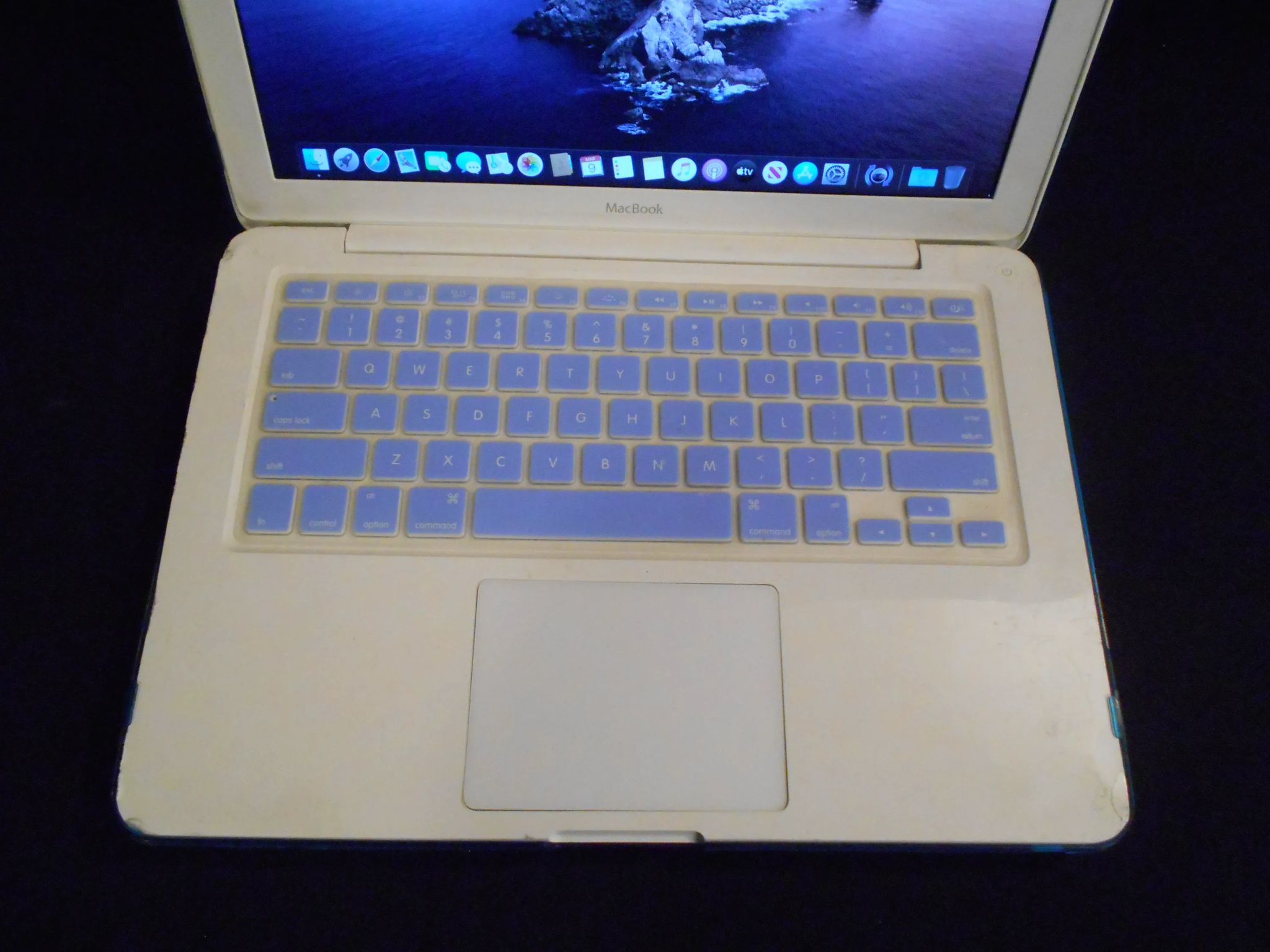 Macbook Unibody With Blue Protectice Case