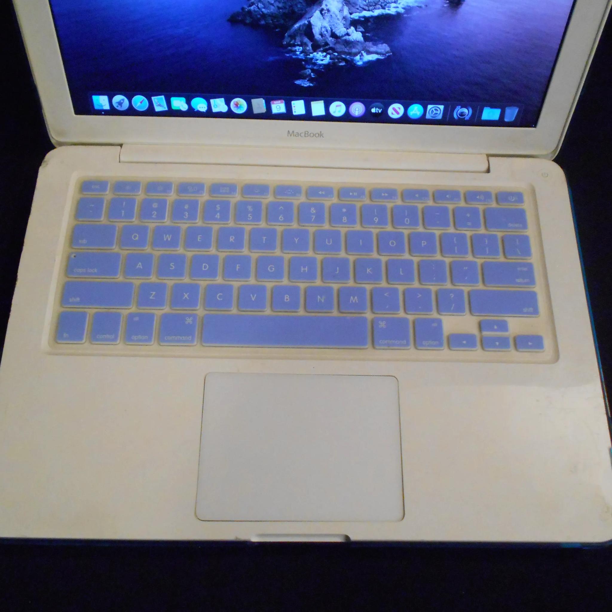 Macbook Unibody With Blue Protectice Case