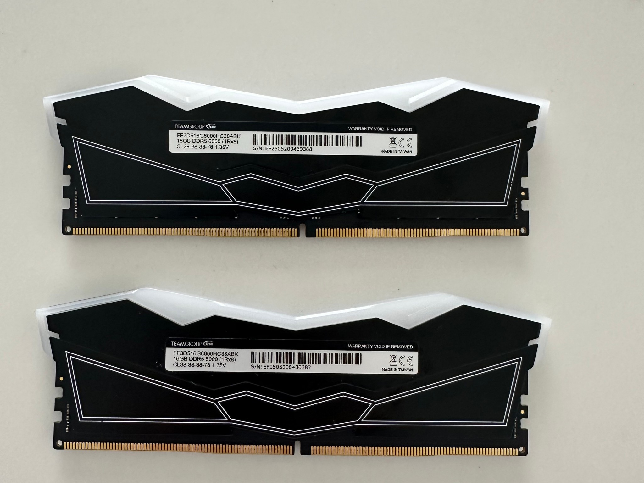 TEAMGROUP T-Force Delta RGB DDR5 32GB (2x16GB) 6000MHz CL38 Desktop RAM