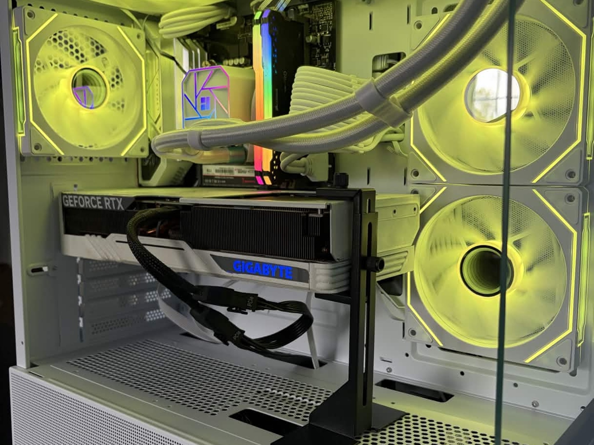 4070, I9, 32gb High Performance PC