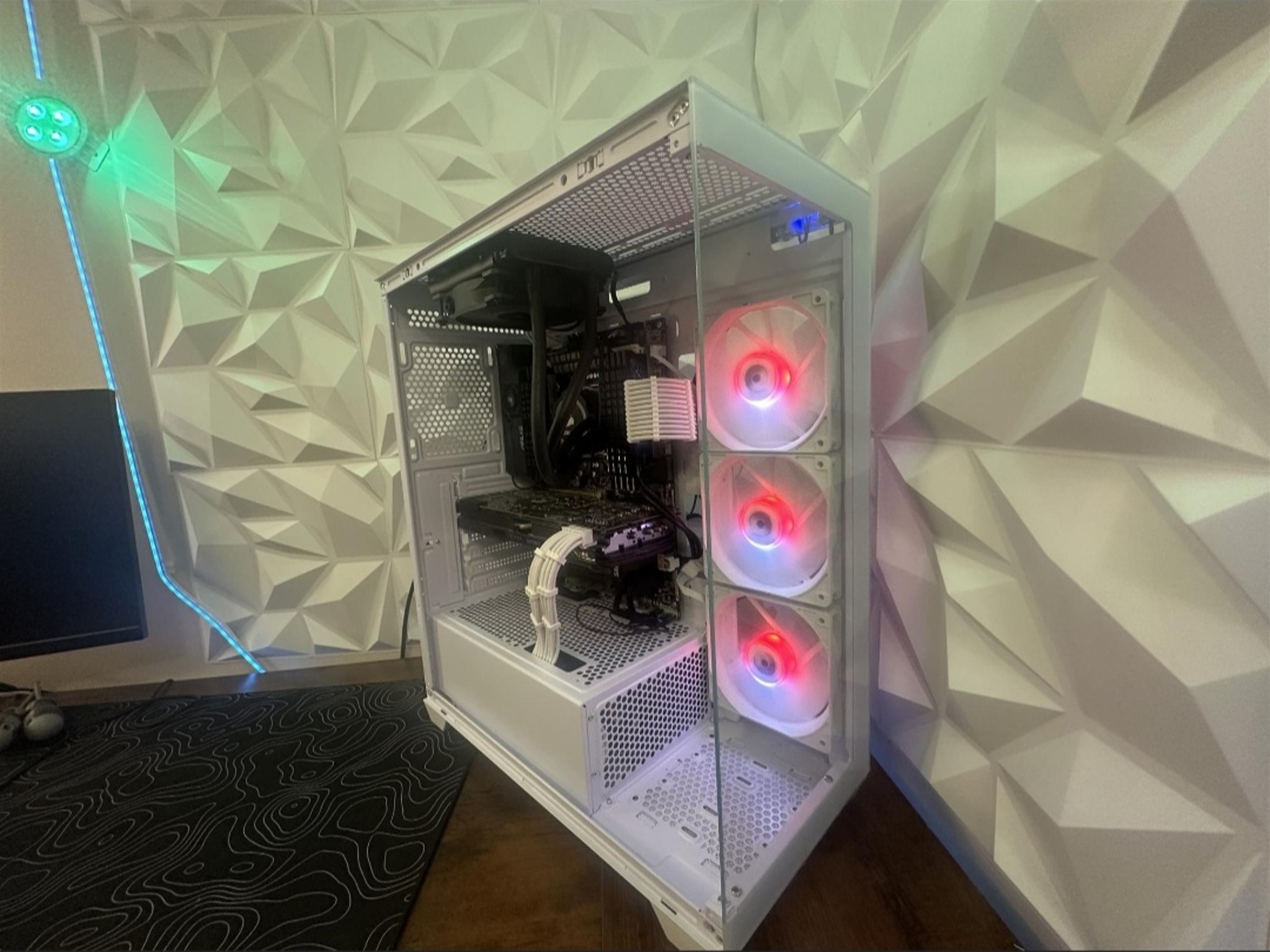 🤍🤍 All White Gaming Pc | i7 + GTX 980 | 32GB RAM | WIFI + BT |500GB SATA - 🤍🤍