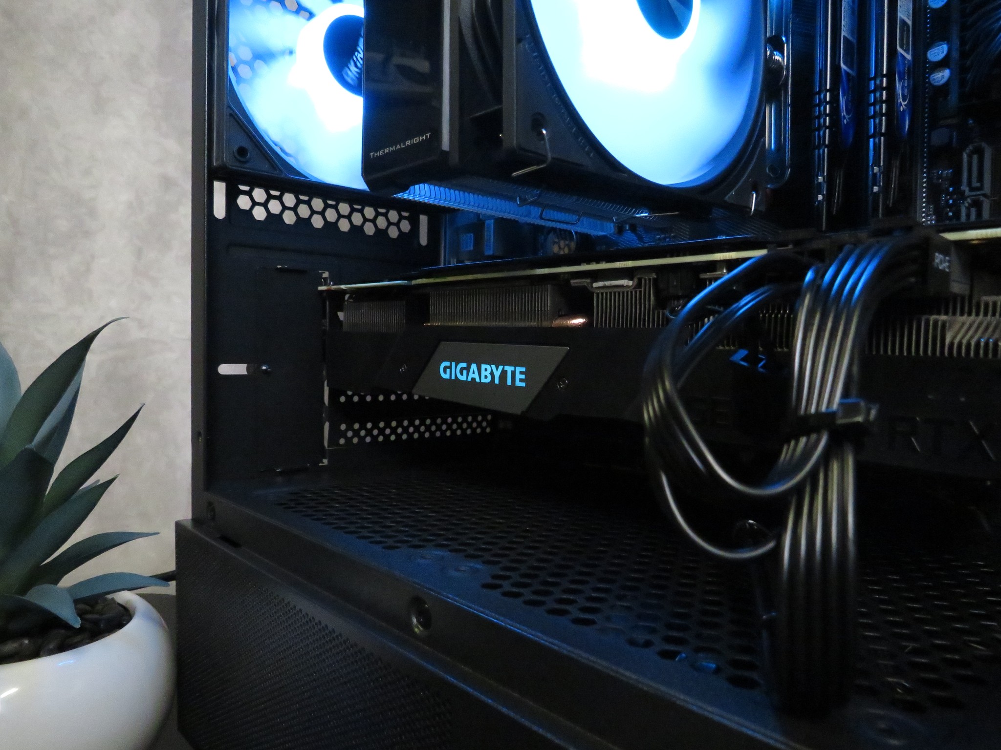 Price to Performance BEAST: Ryzen 5 5500 + RTX 2070 Super + 16 GB DDR4 + 1 TB NVME