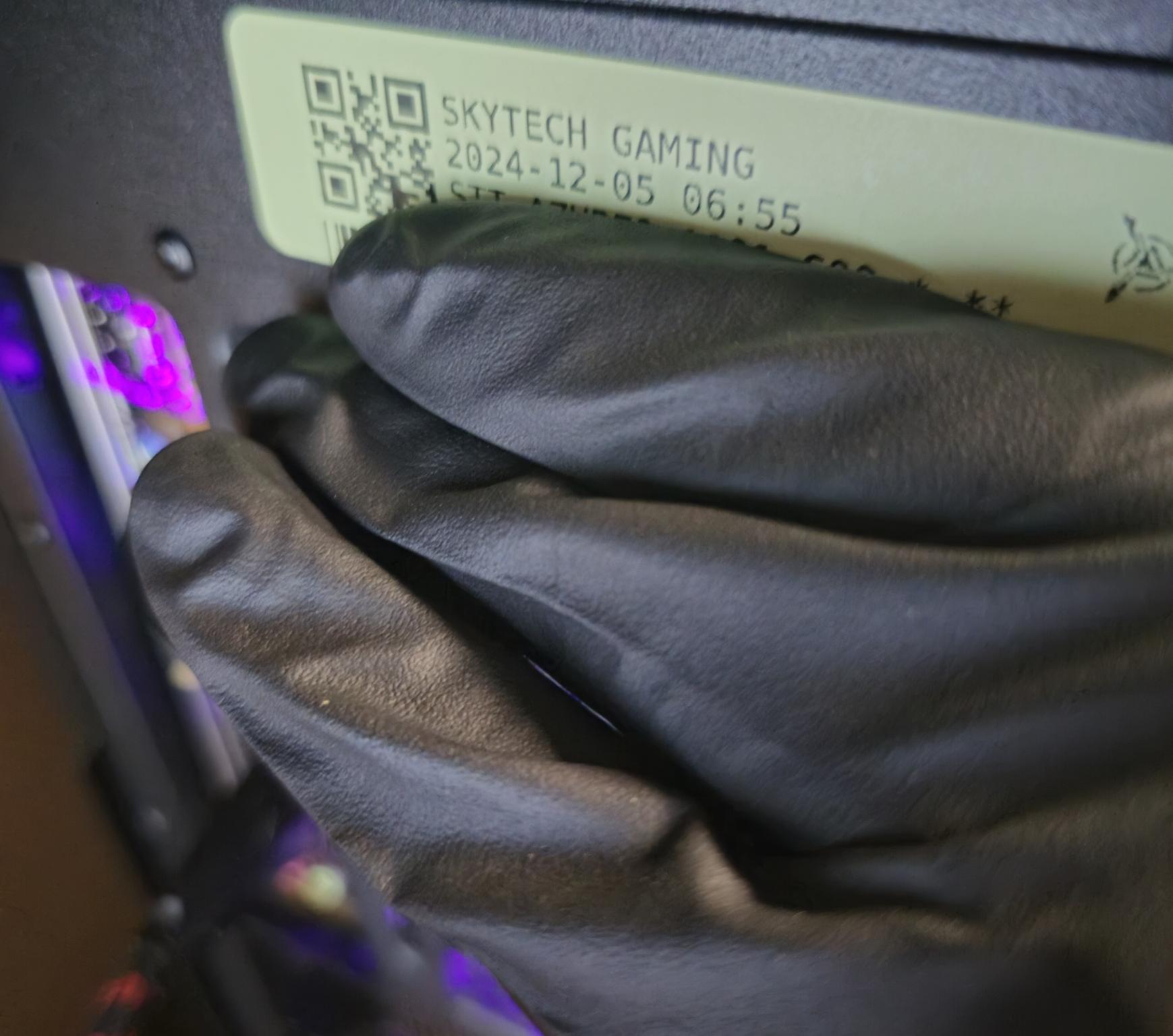 Skytech Azure II (4070 TI Super / Ryzen 7 7800X3D