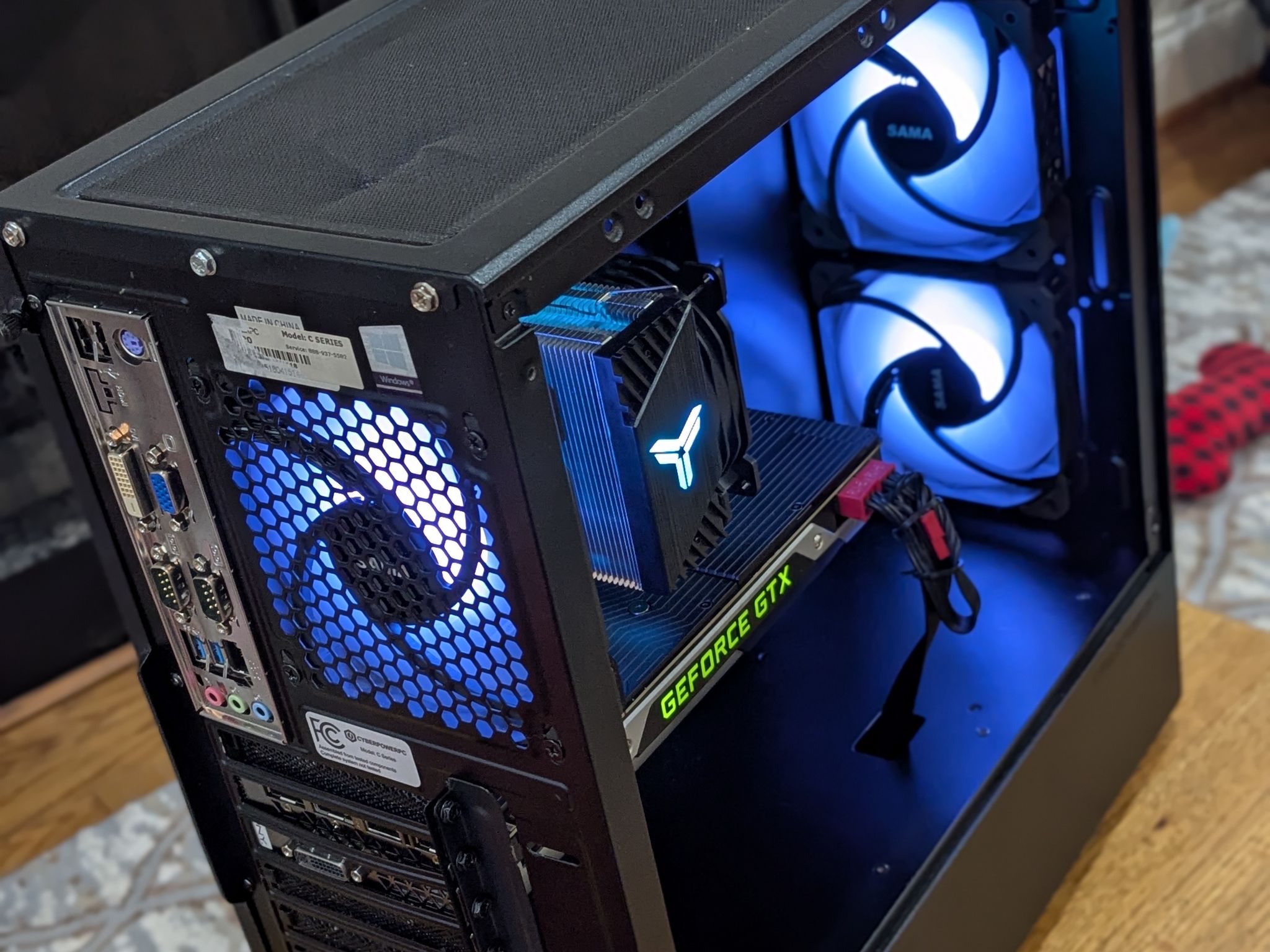 120 FPS Fortnite | 180 Day Warranty | i7-4790, 16GB RAM, 480GB SSD, GTX 980, Wifi, Win or Linux