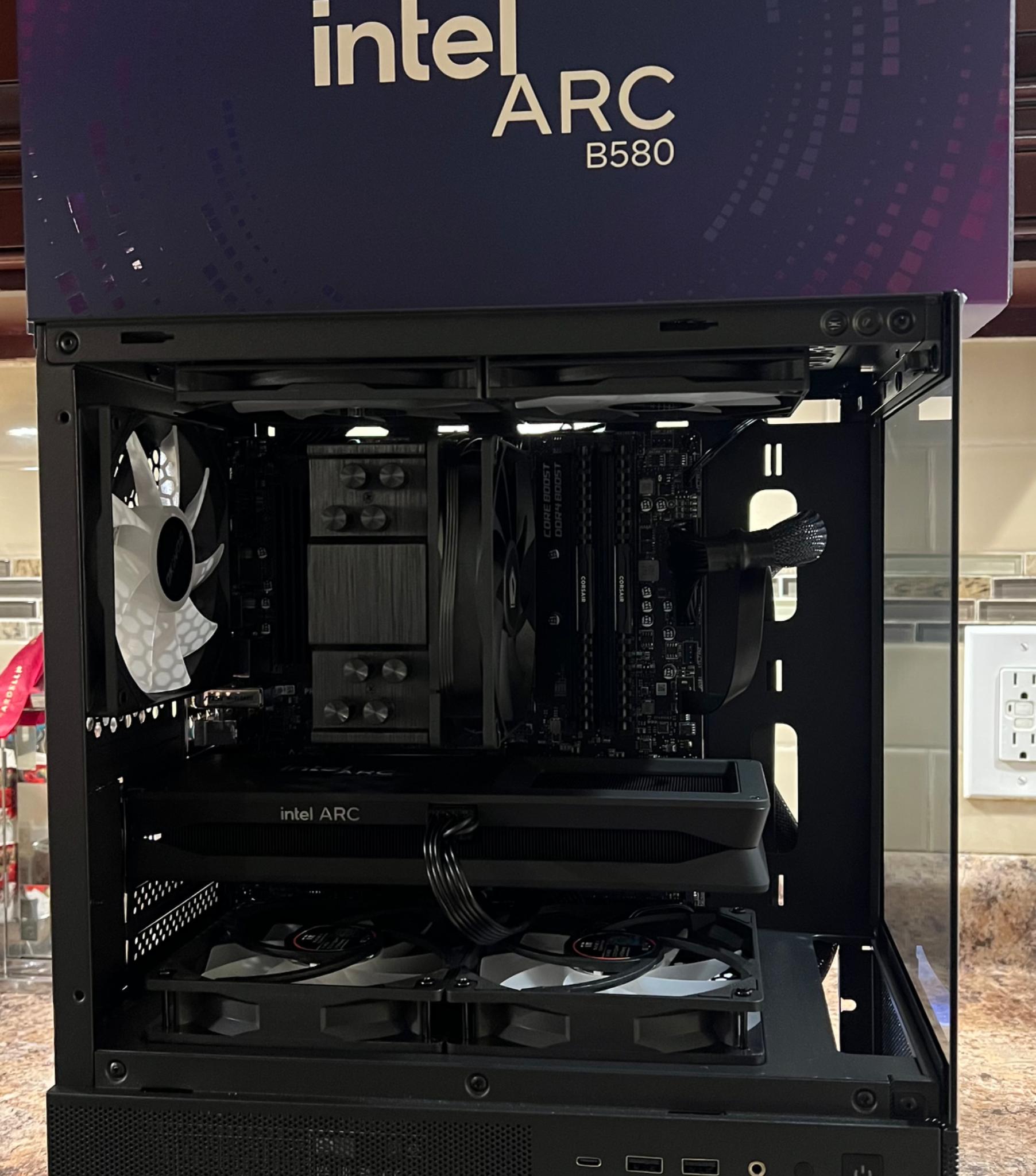 Team Blue 💙 Ryzen 7 5700x/Intel Arc B580 12 GB/32 GB DDR4/1.5 TB/All new parts!