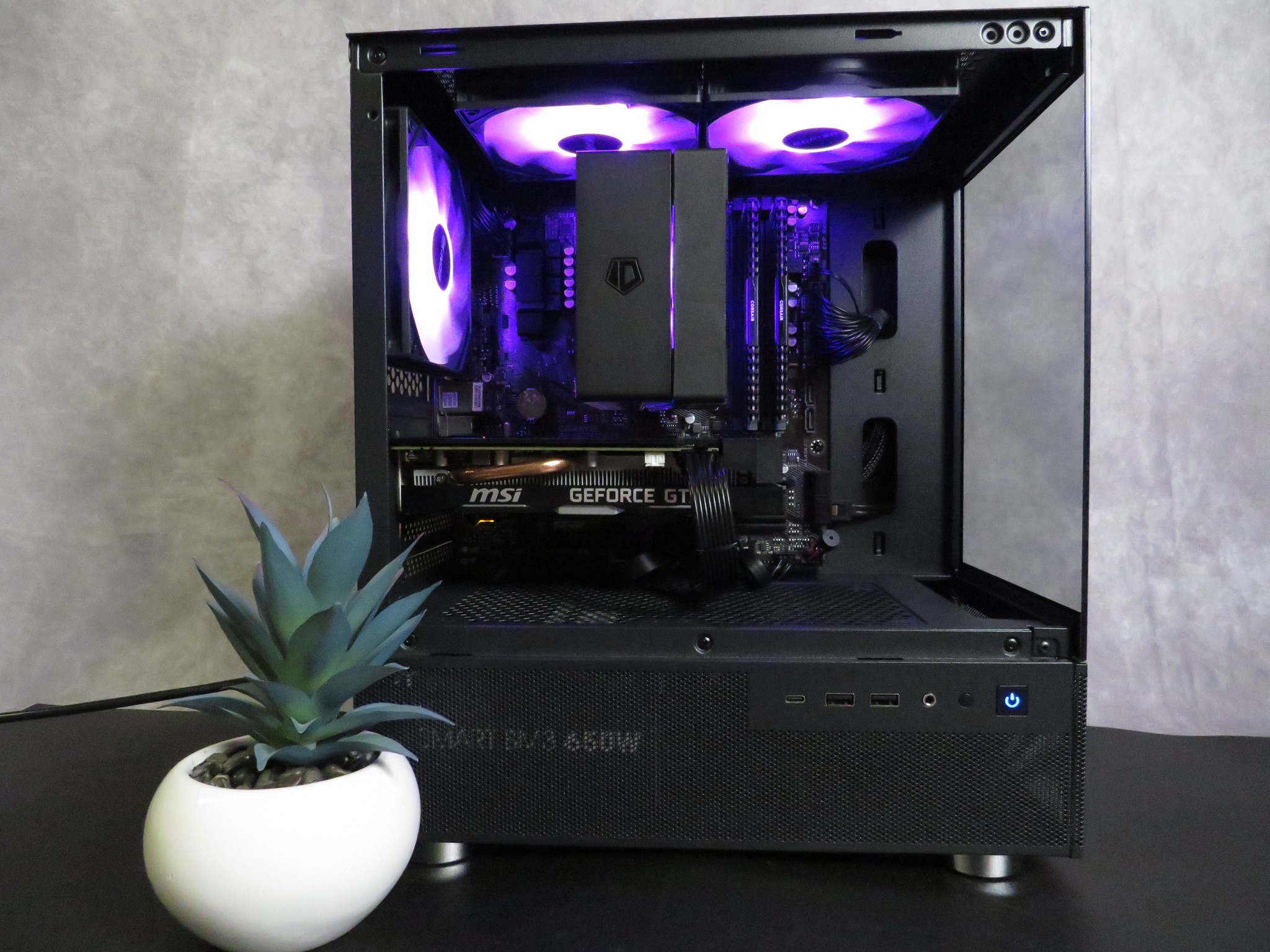 Mid-Range Gamer: Ryzen 5 5500 + MSI GTX 1660 Super + 16 GB DDR4 + 1 TB SSD