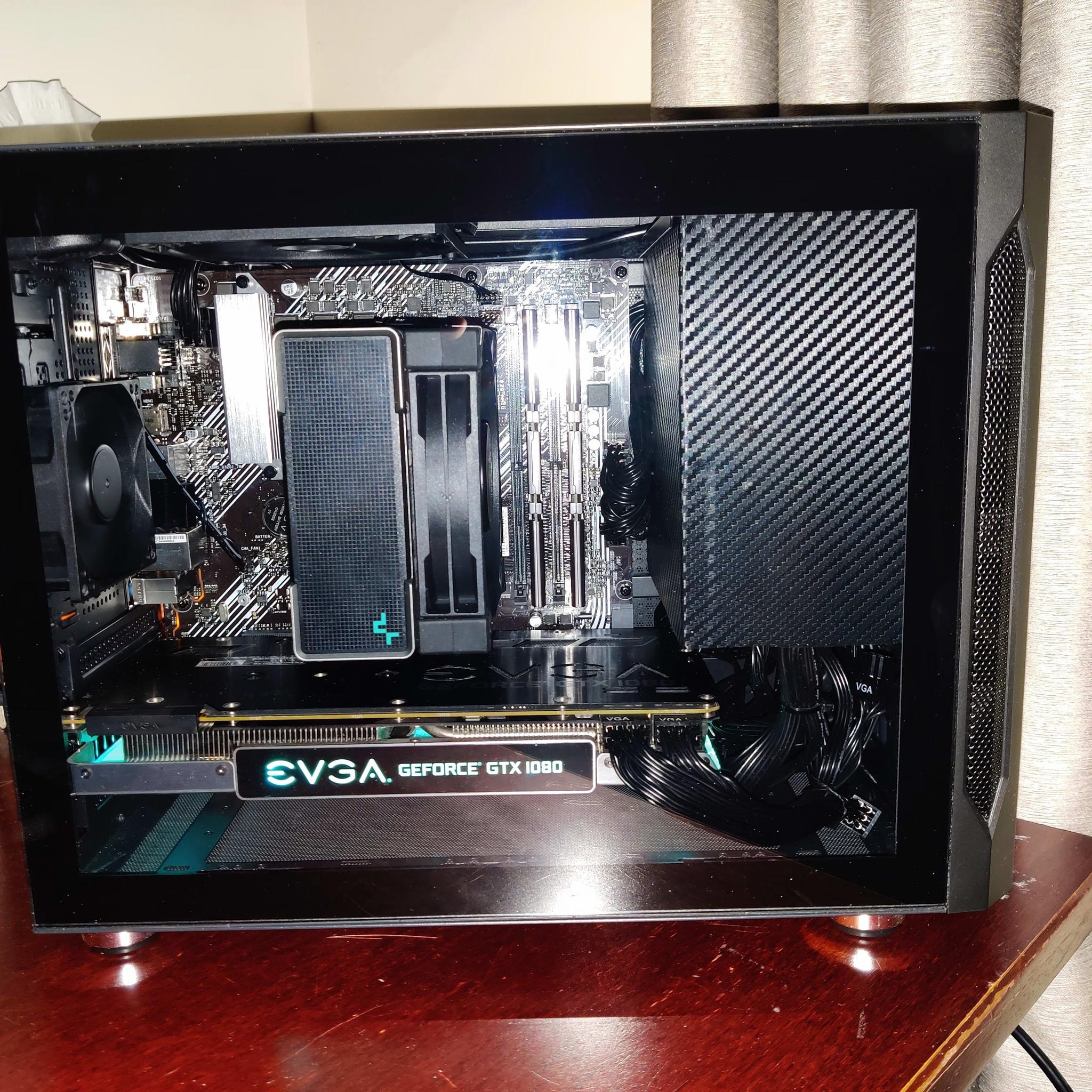 COMPACT MATX! Ryzen 5 3600 + GTX 1080 + 1TB NVME + 16GB RAM