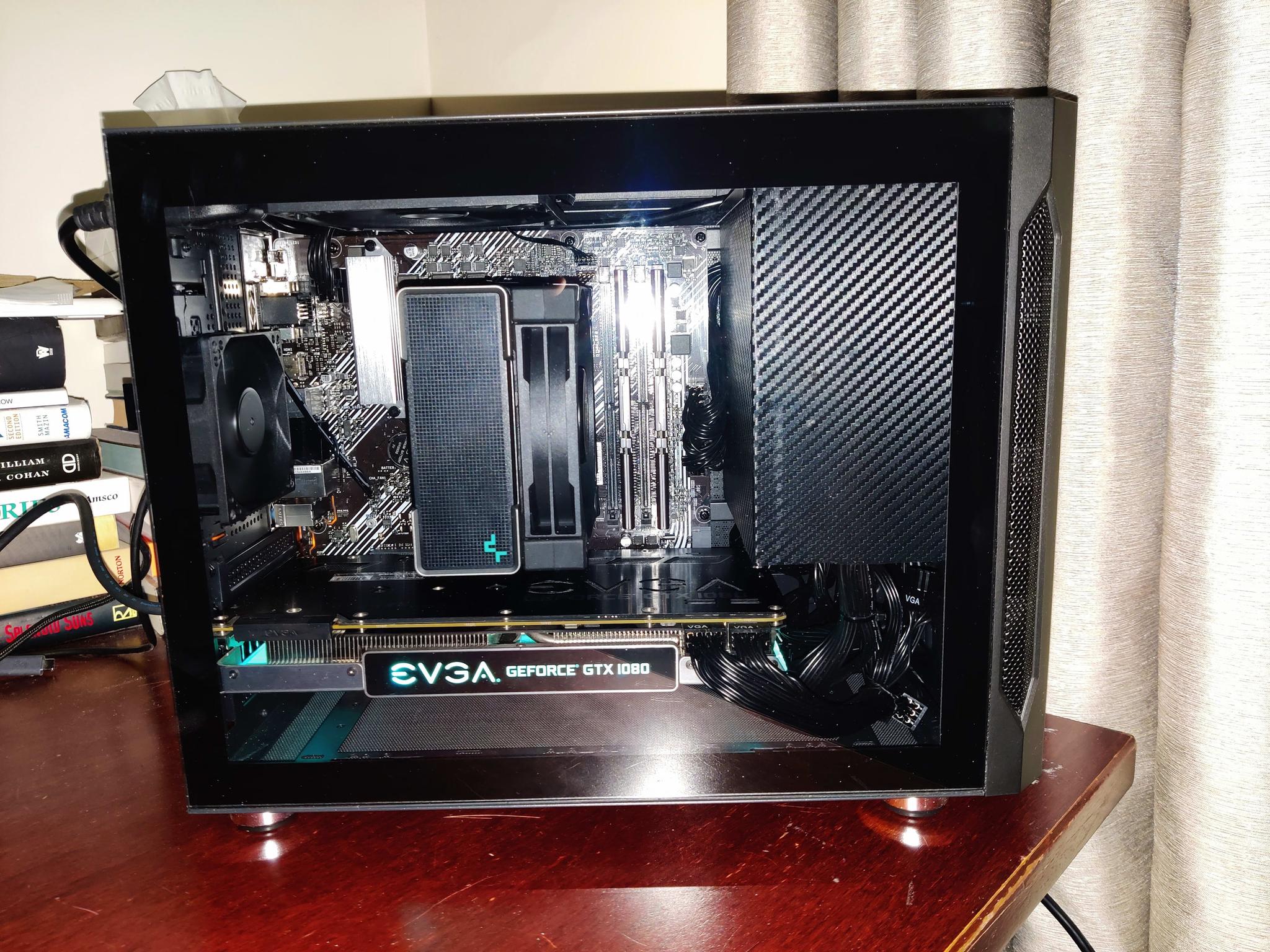 COMPACT MATX! Ryzen 5 3600 + GTX 1080 + 1TB NVME + 16GB RAM