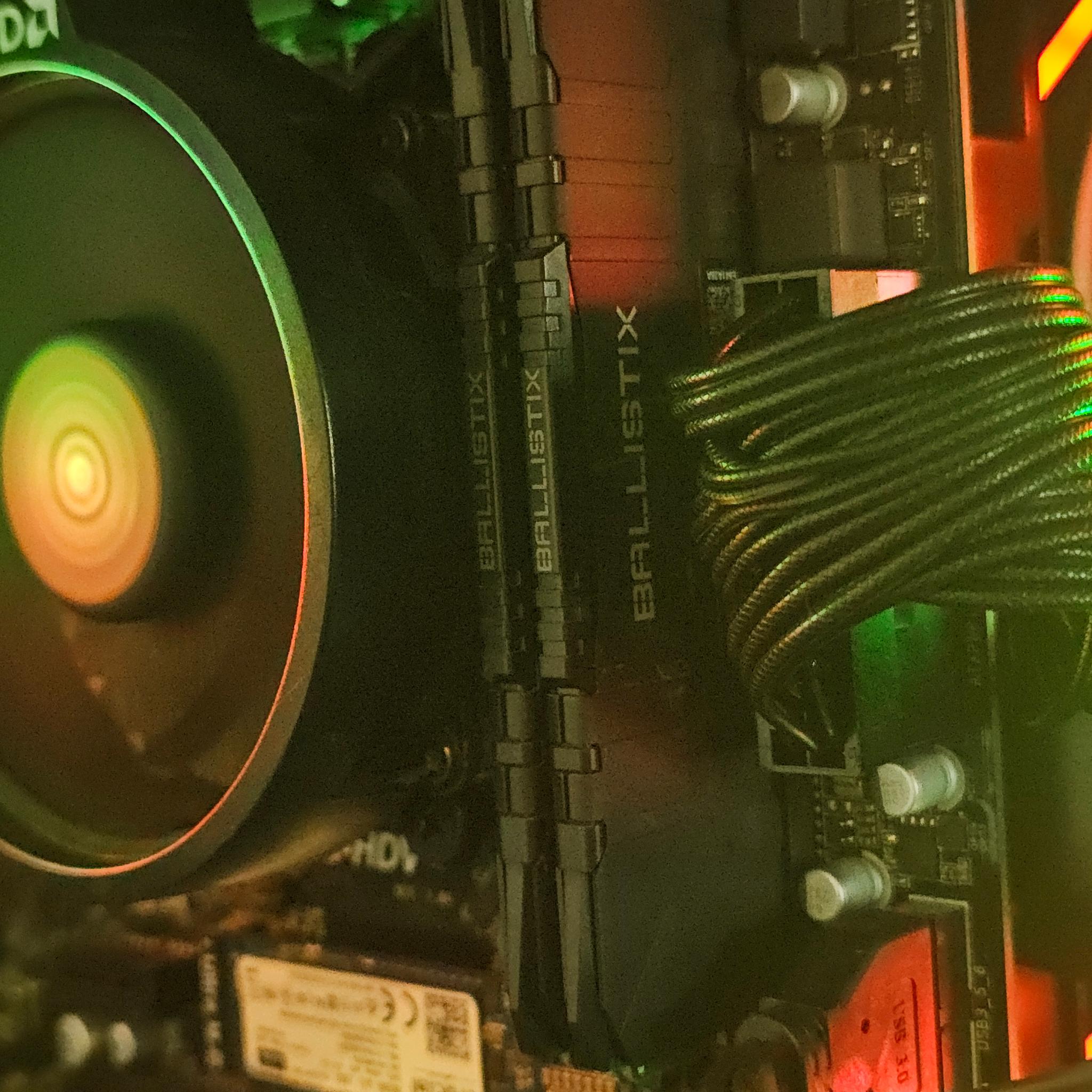 Mirage 1080p / RTX 2060 6GB / Ryzen 5 1600AF / 16GB DDR4 / 275GB SSD + 1TB HDD / RGB HUB