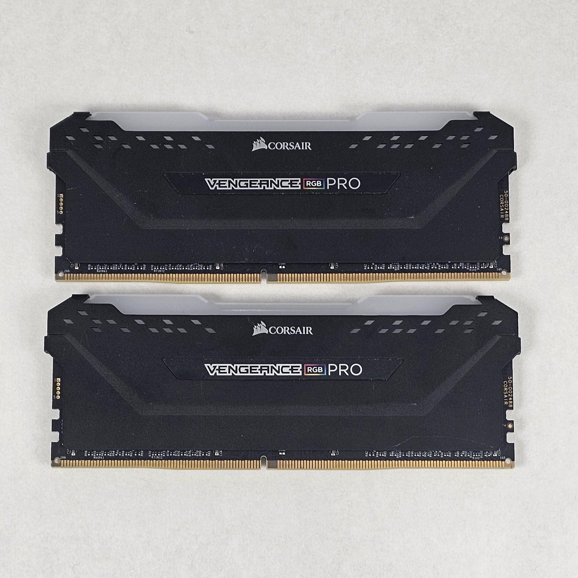 32GB DDR4 (2x16GB) CL16 3200MT/s Corsair Vengeance RGB PRO