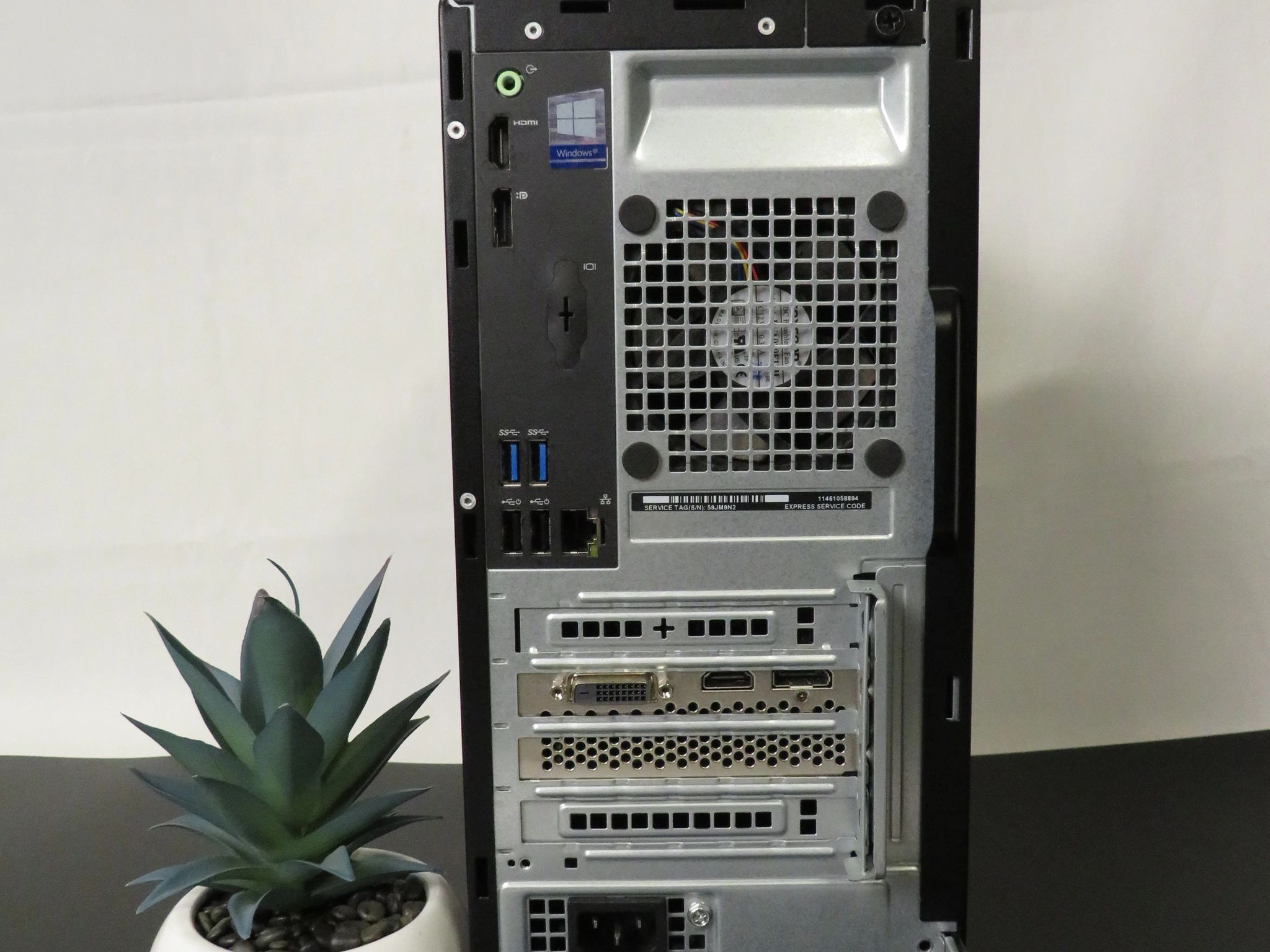 Entry Level GAMER: Intel i7-7700 + GTX 1660ti + 16 GB DDR4 + 1 TB SSD
