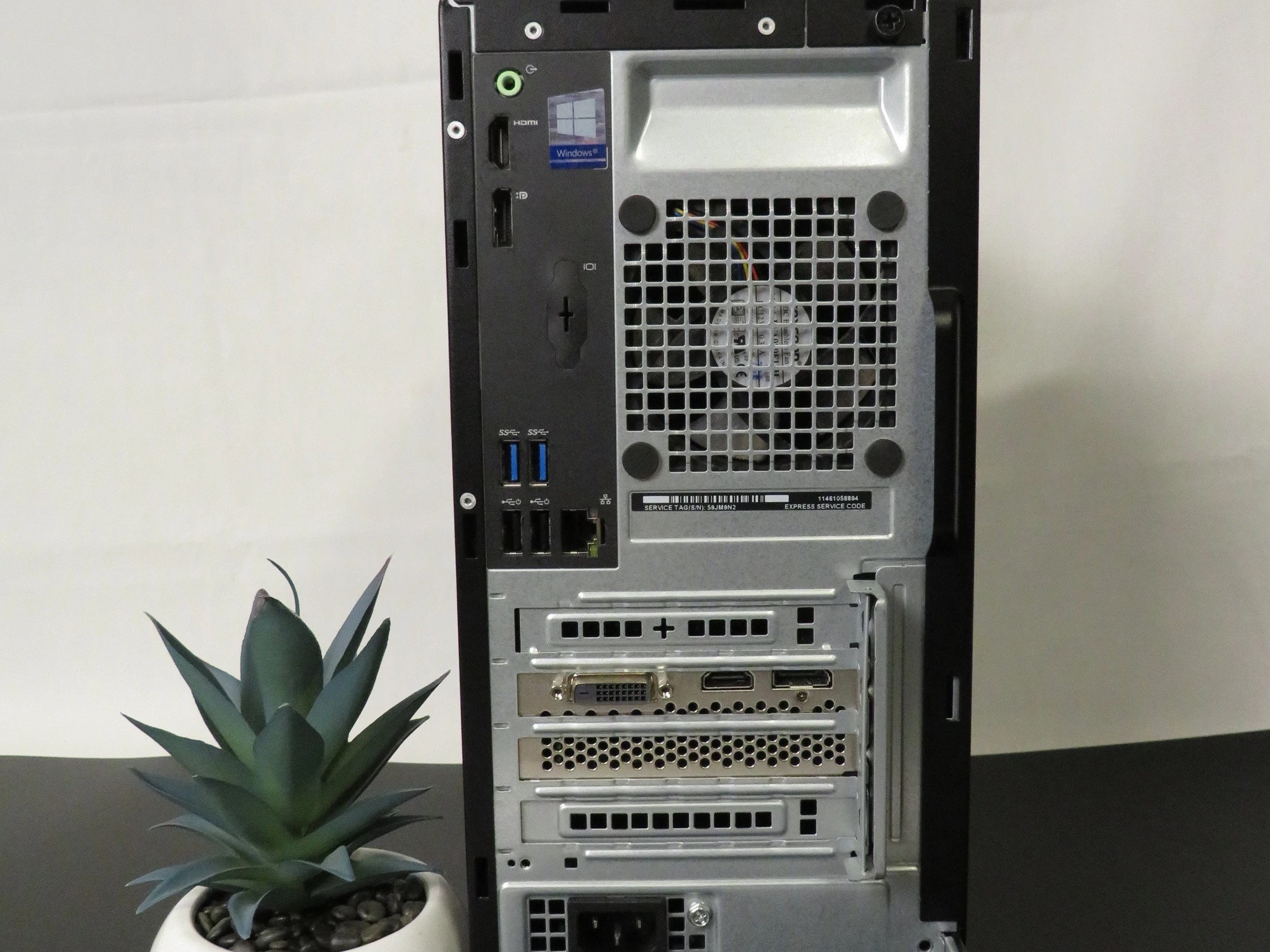 Entry Level GAMER: Intel i7-7700 + GTX 1660ti + 16 GB DDR4 + 1 TB SSD
