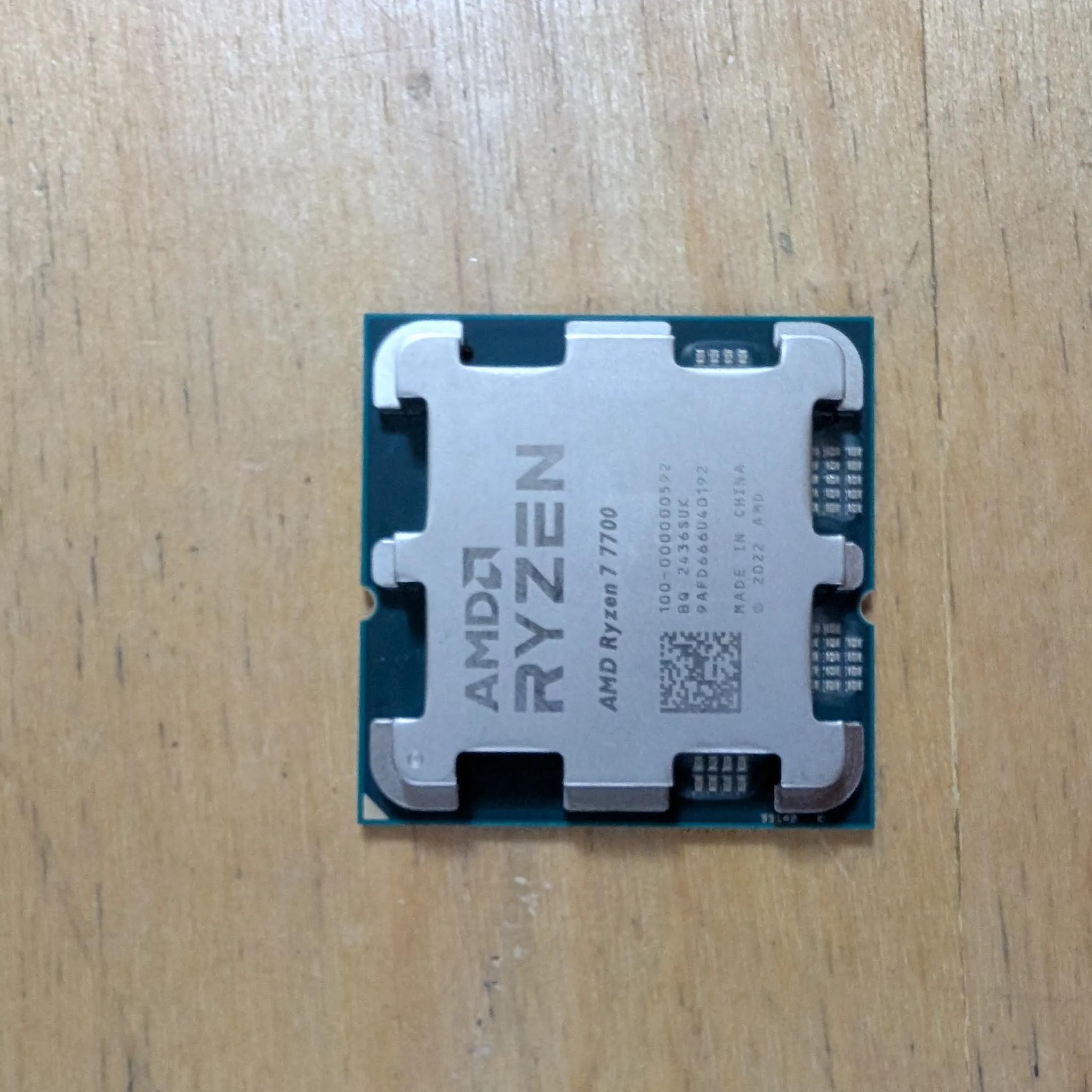 AMD Ryzen 7 7700