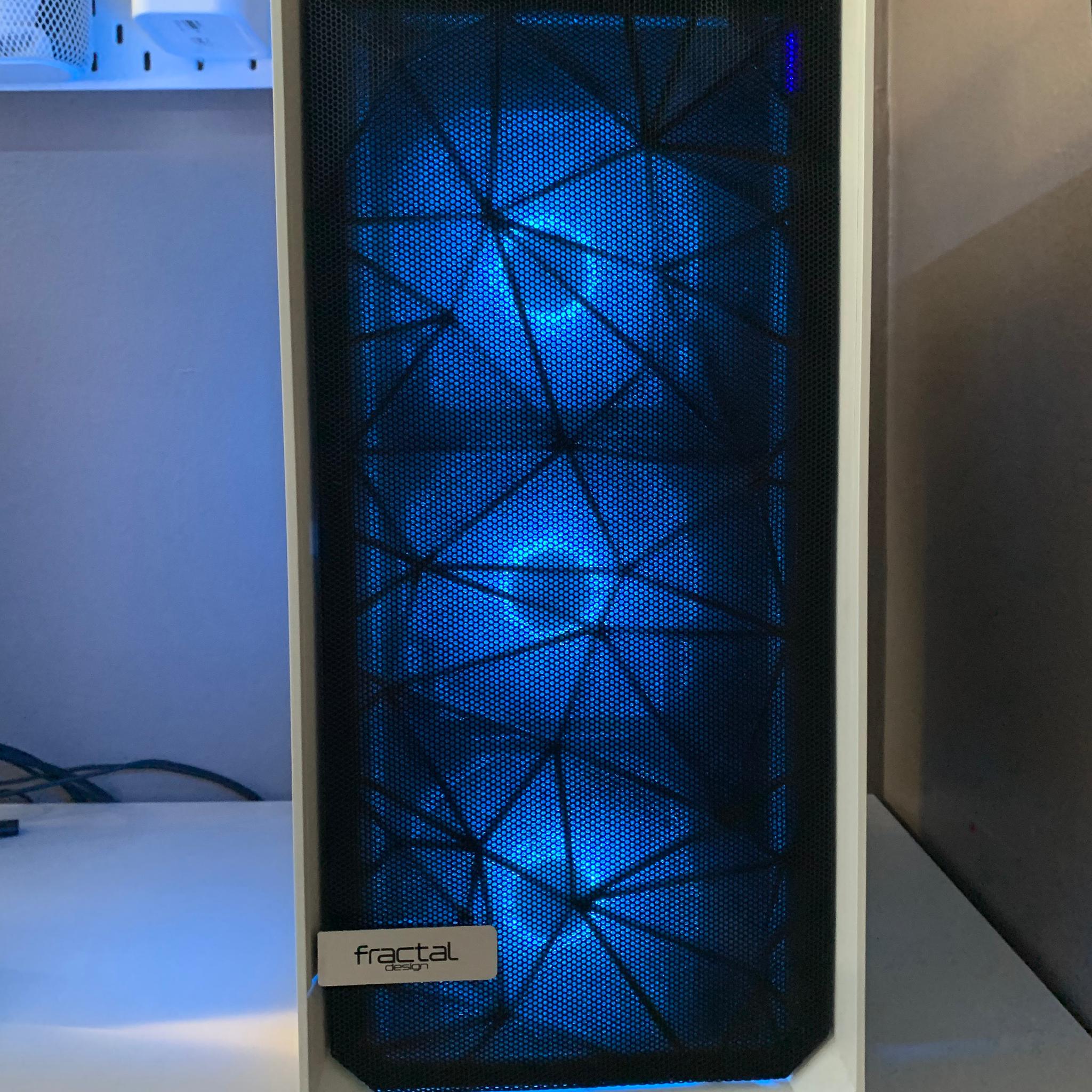BLACK AND WHITE GAMING PC | 3060 12GB | RYZEN 5 3600 | 32GB RAM | 2TB | BLACK FRIDAY