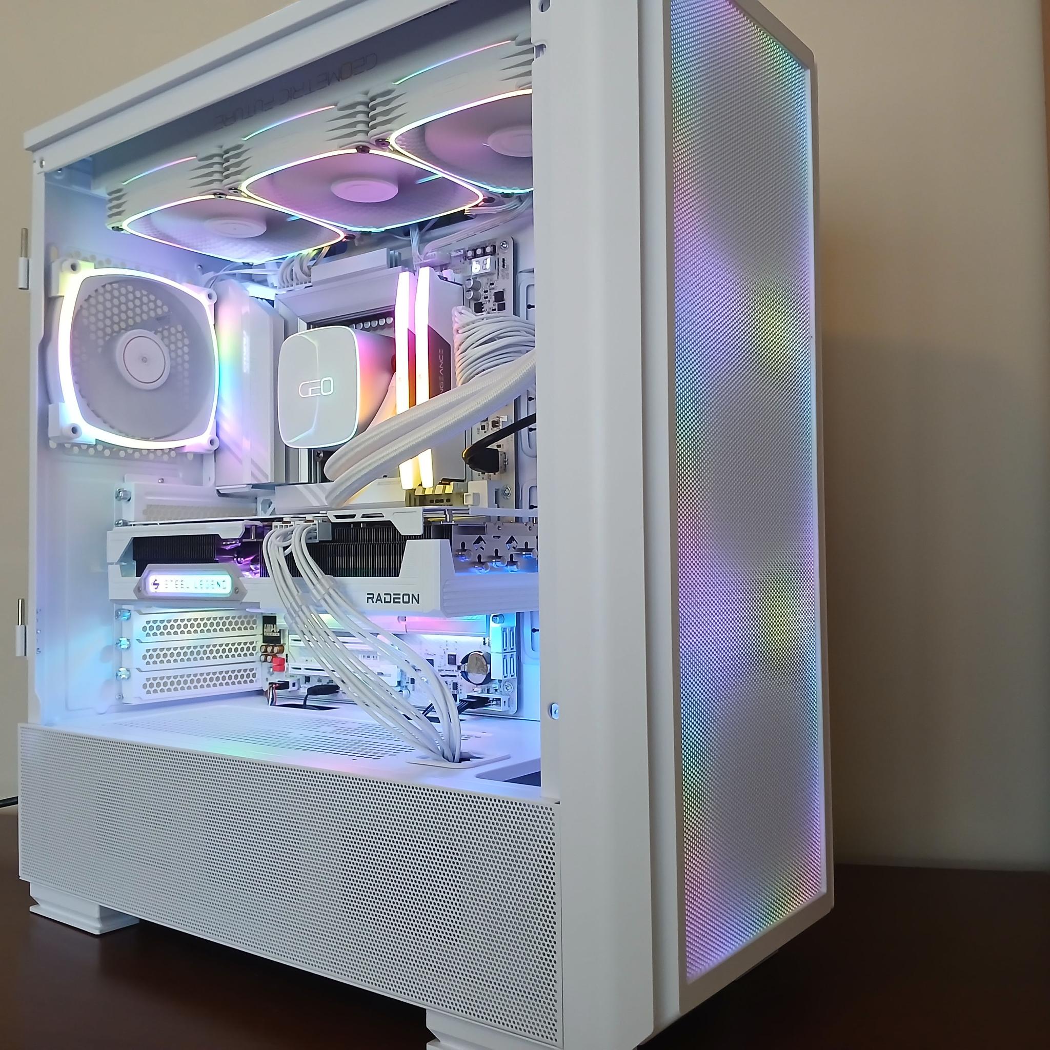 4K Frost White | RX 9070XT 16GB | Intel Core Ultra 7 265KF | 32GB RAM | 2TB SSD