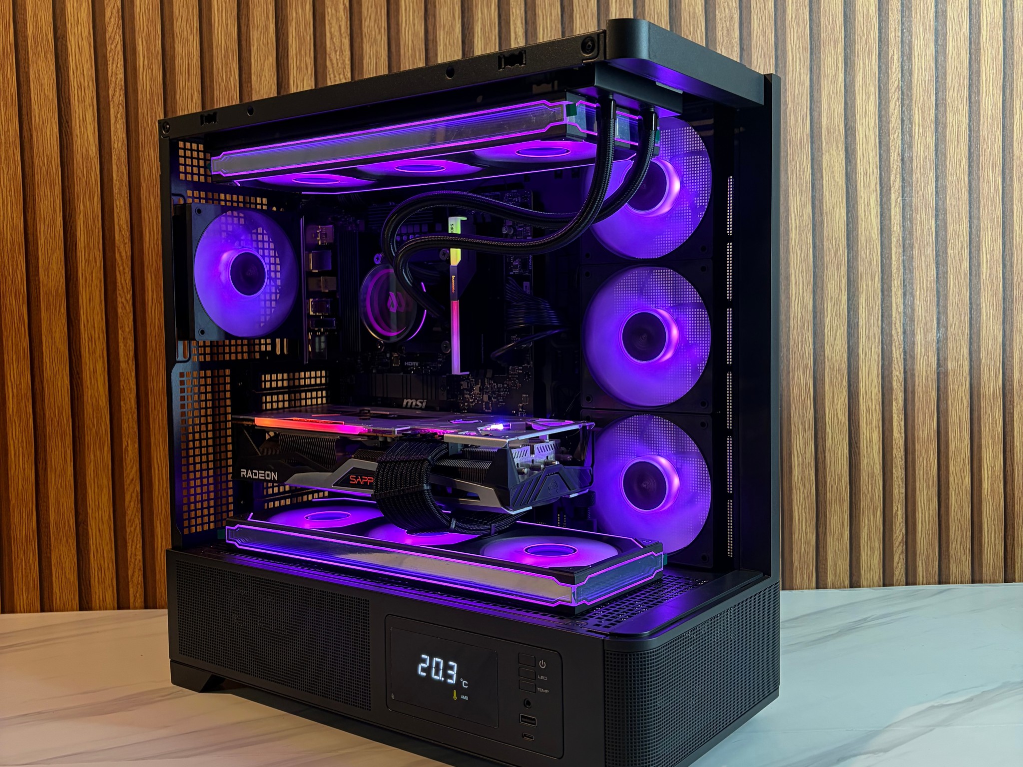 RX 6900XT 16GB | RYZEN 5 9600X | 24GB DDR5 | 2TB NVME | 360MM AIO