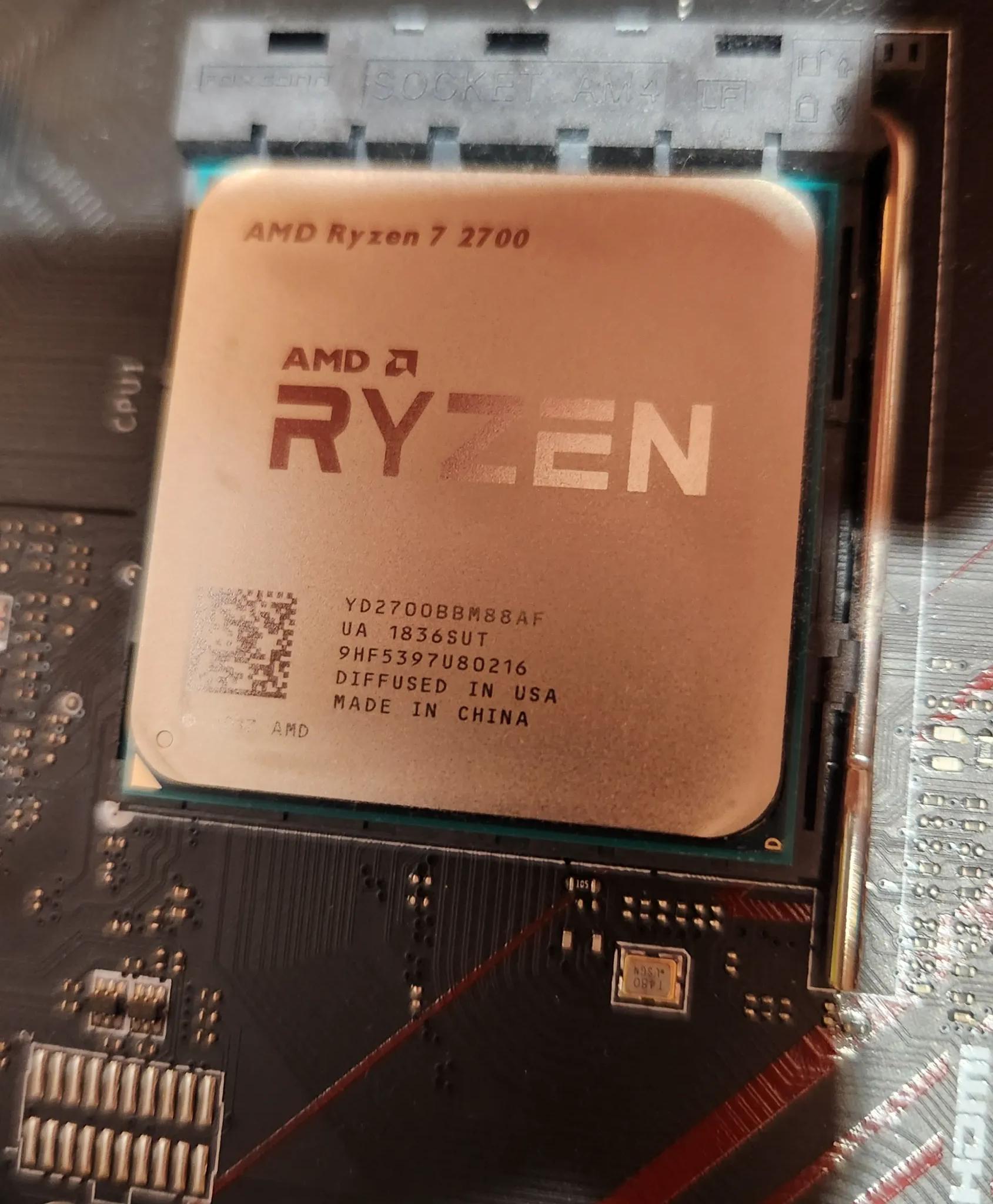 MSI X470 Gaming Plus, Ryzen 7 2700, 16GB DDR4, 256GB M.2