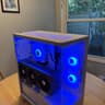 BEAST IN WHITE - Nitro+ 9070XT! Ryzen 7600X3D 16GB DDR5 - Custom 'JankForge' Mobo Shroud - Case dent