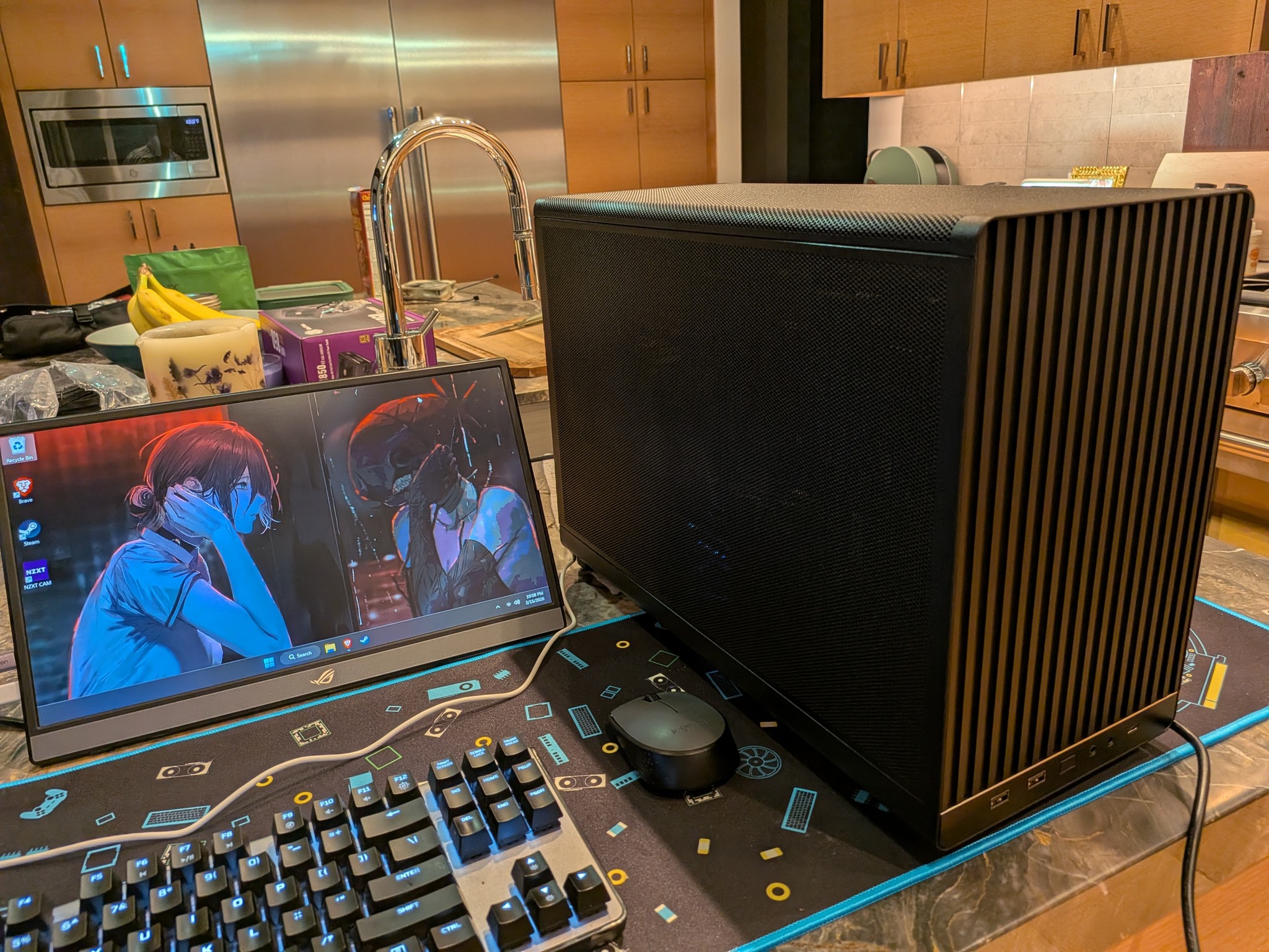 1440p Black Bomb - RX 7800 XT, Ryzen 9 7945HX, 32 GB DDR5 RAM, 2 TB Gen 4 NVME, Blackout