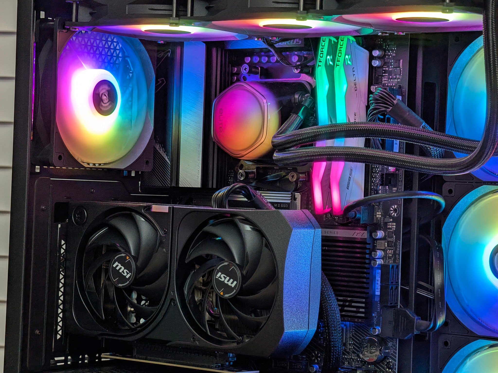 🌈🖤Ryzen 5 9600x | RTX 5070 | 32GB DDR5 | 2TB SSD | Gaming PC🖤🌈