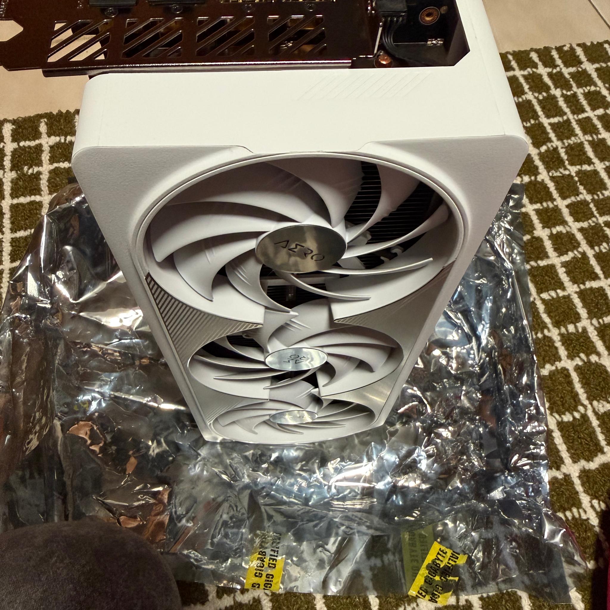 Gigabyte NVIDIA GeForce RTX 4080 AERO Overclocked Triple Fan 16GB GDDR6X PCIe 4.0 Graphics Card