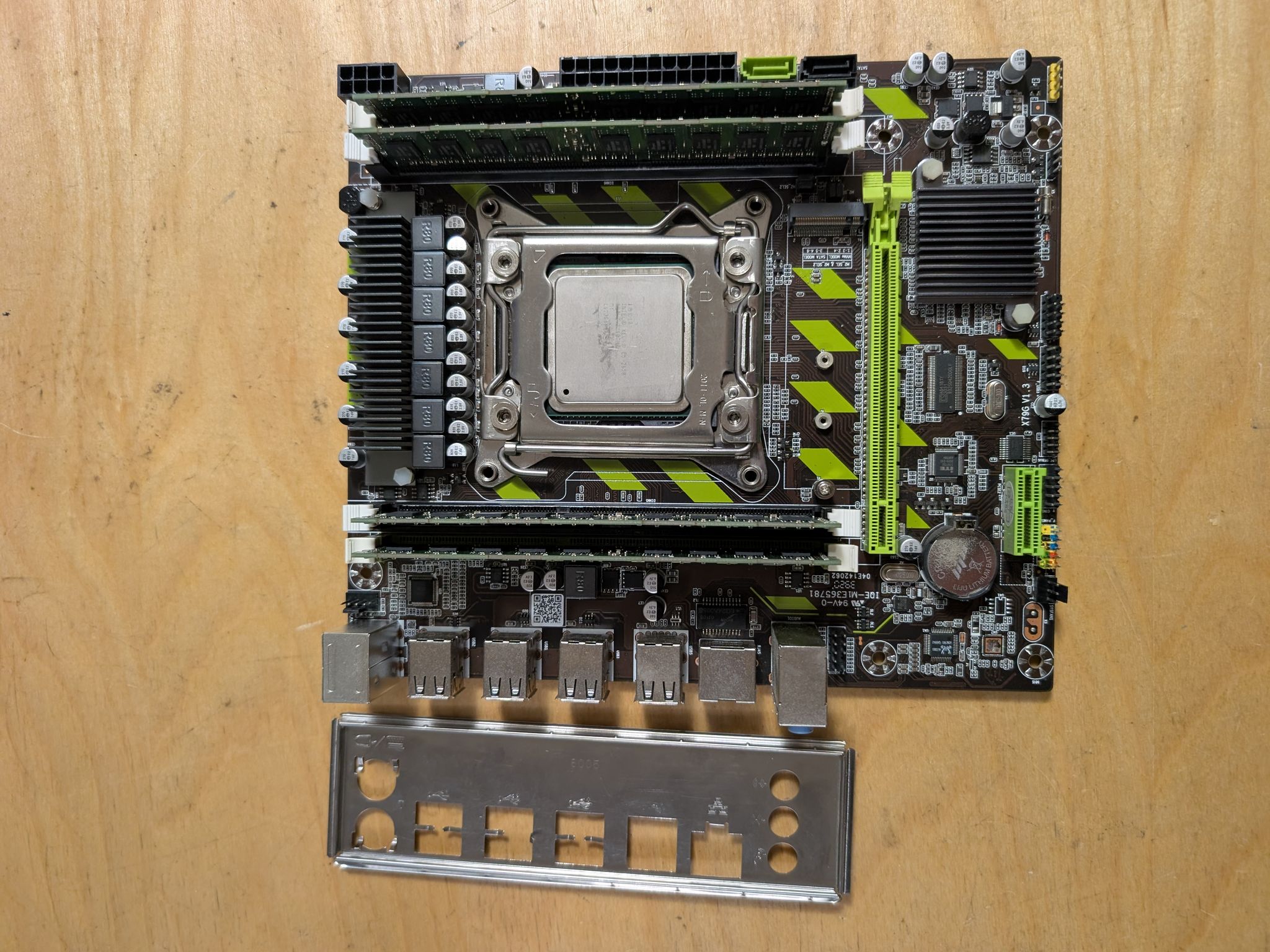 Xeon E5 2658 + X79 matx + 32GB DDR3 1600