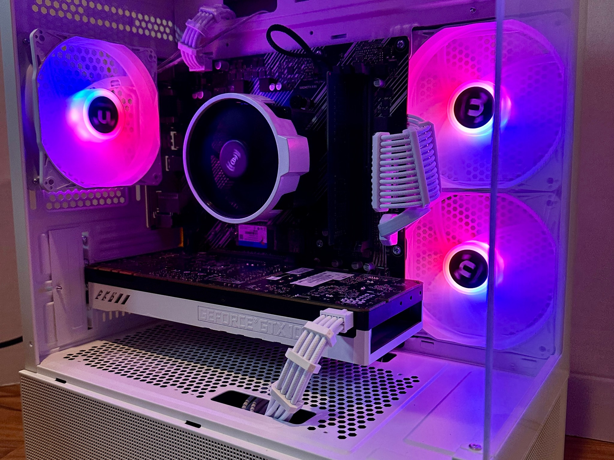 【値下げ中】ゲーミングPC Ryzen 2600X GEFORCE GTX1070 GTX 1070 | Ryzen 5 2600x | 16GB DDR4 | 1.12TB | Win 11 | Office