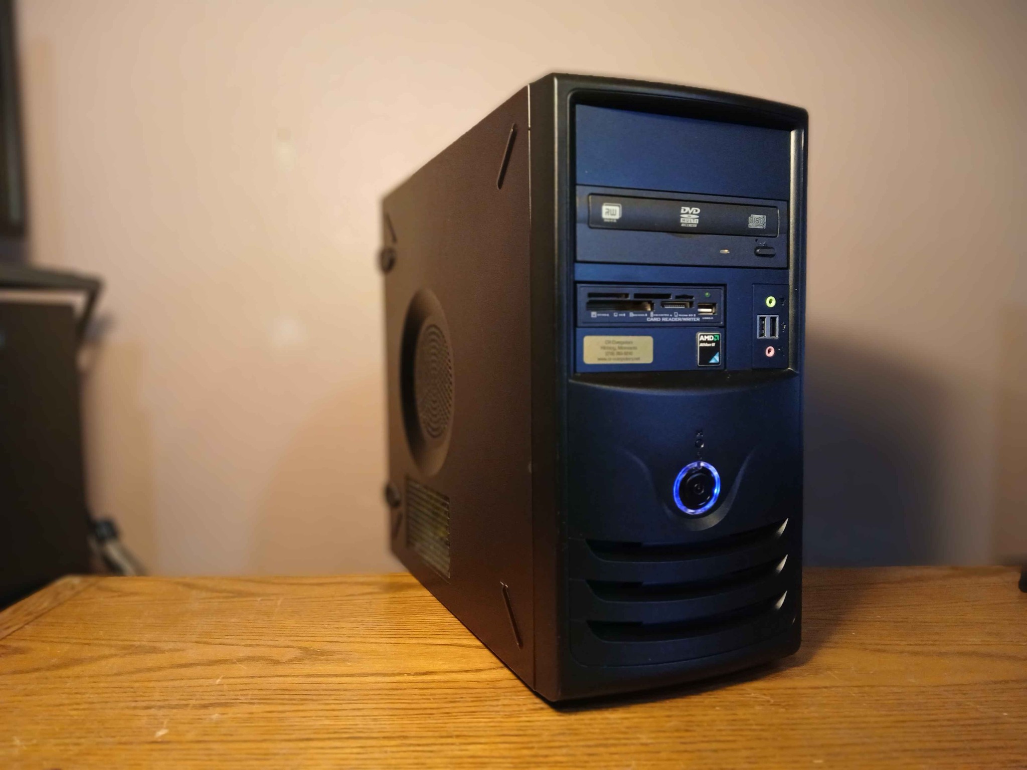 RX 480 | i7-3770 (e3-1240v2) | 16gb RAM | 250gb ssd