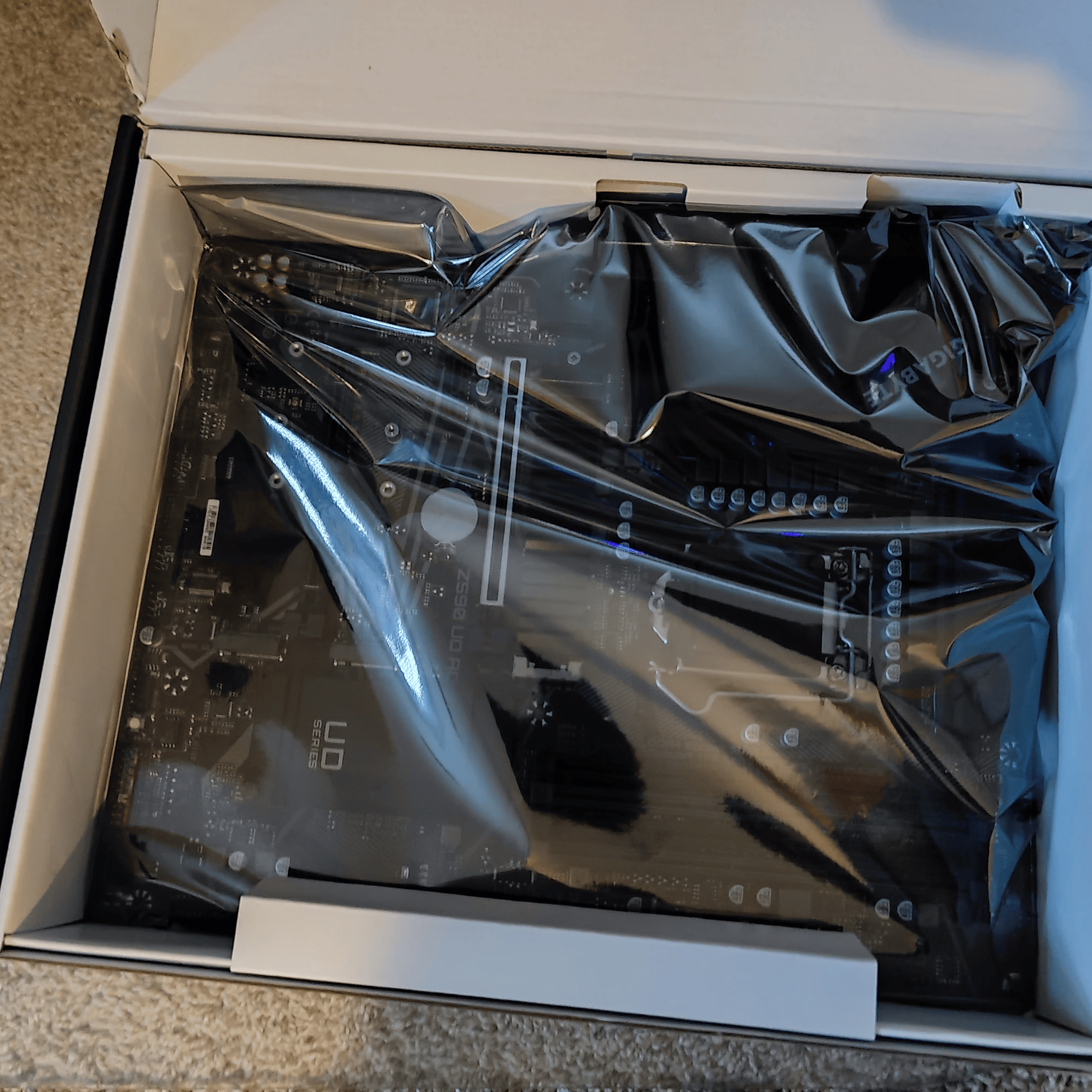 Gigabyte Z590 UD AC ATX Motherboard