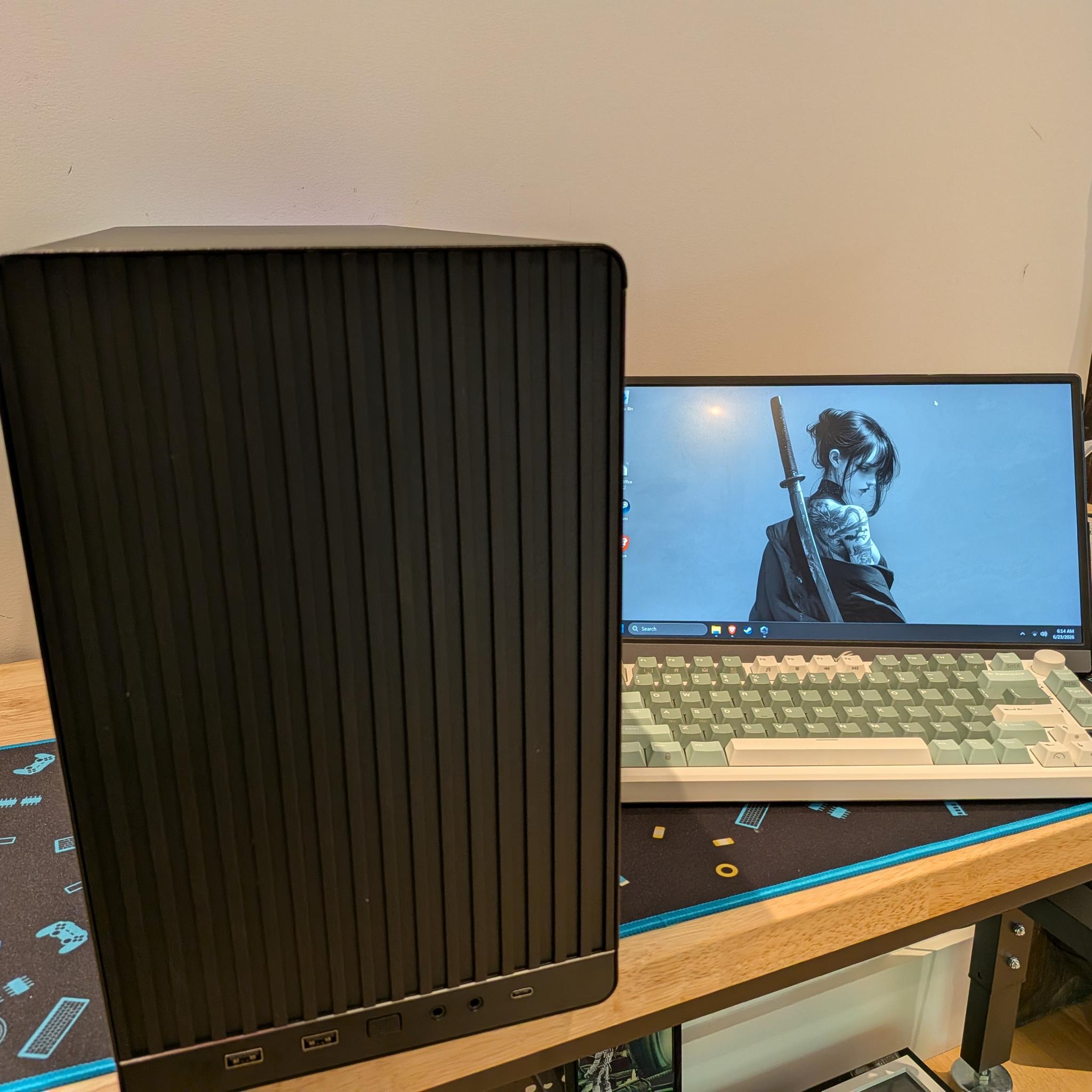 4K Mesh - RTX 5080, Ryzen 7 7800X3D, 64 GB DDR5 RAM, 2 TB Gen 4 NVME, Liquid Cooled, RGB