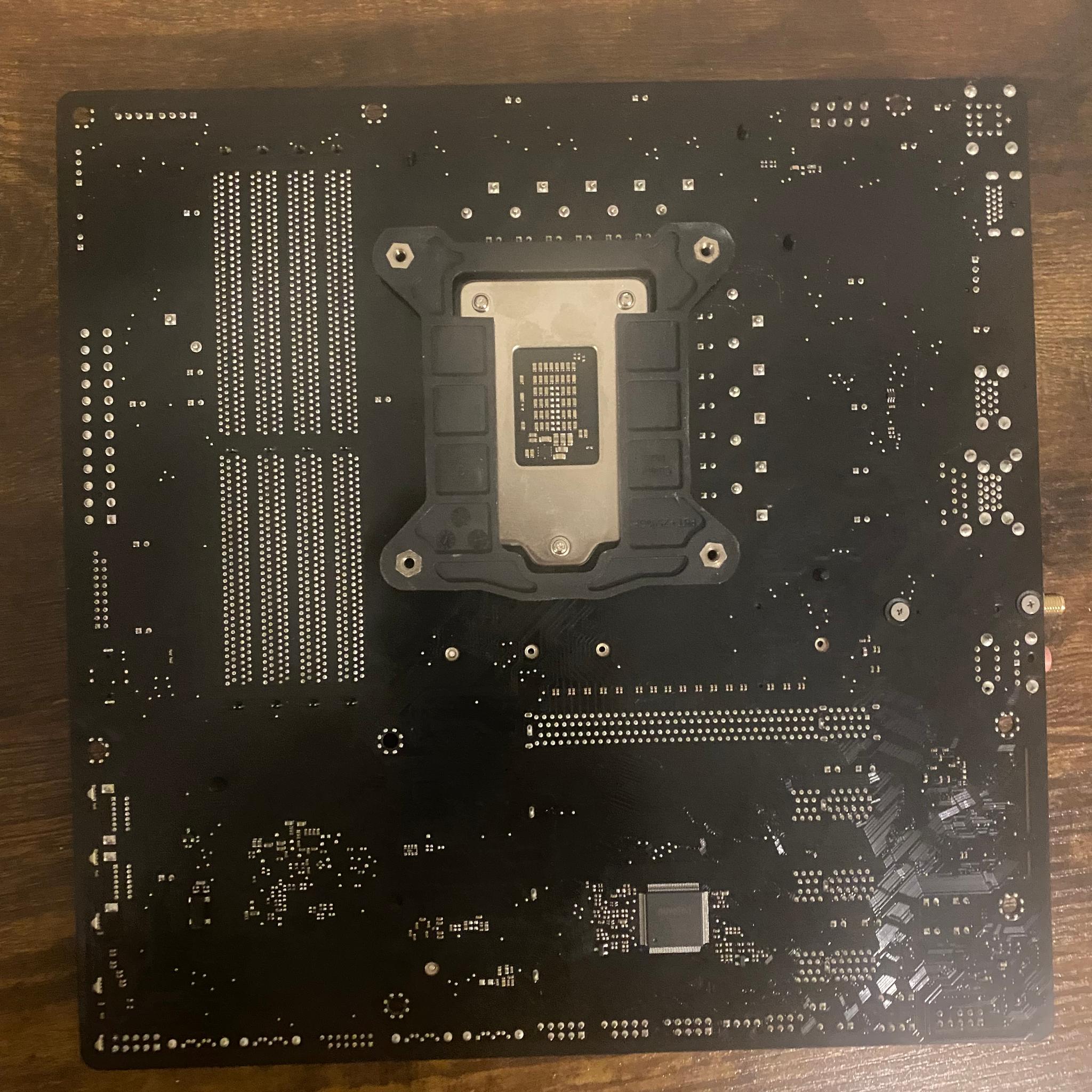 2X broken LGA 1200 motherboards