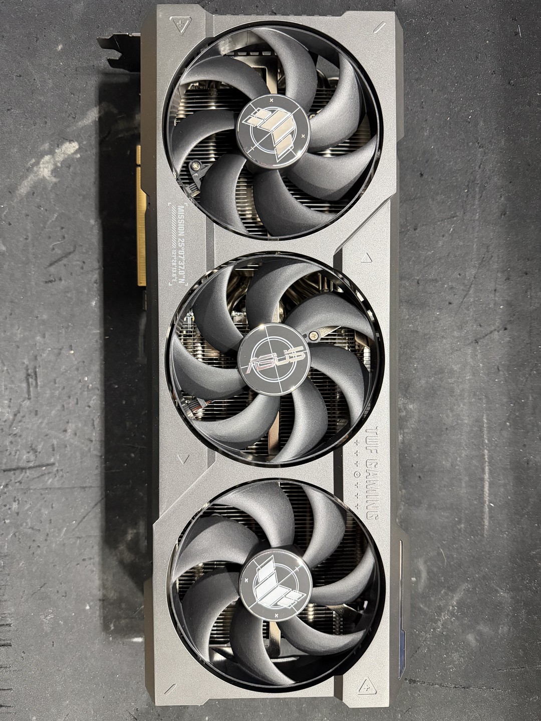 ASUS TUF Gaming GeForce RTX 4080 SUPER | Jawa