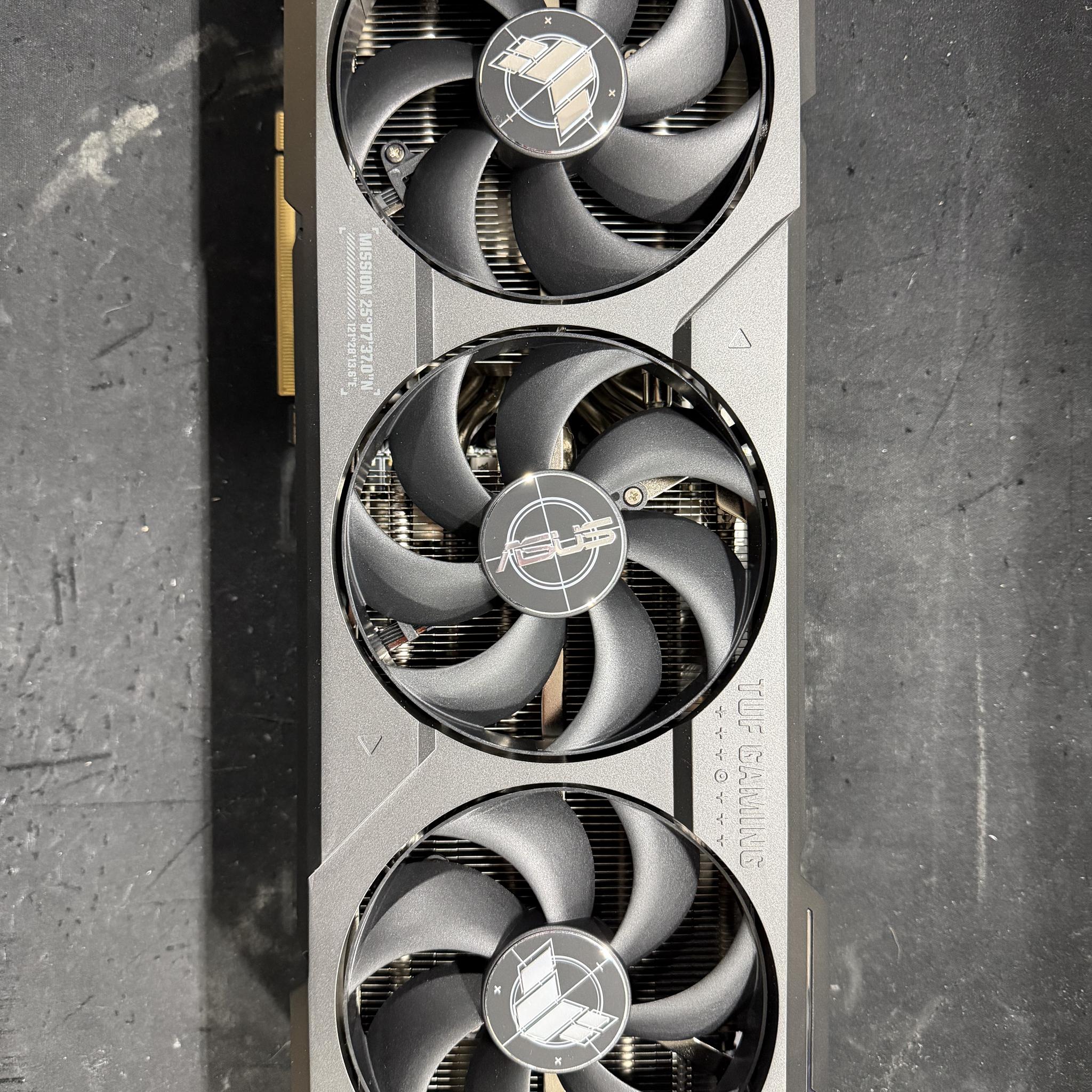 ASUS TUF Gaming GeForce RTX 4080 SUPER