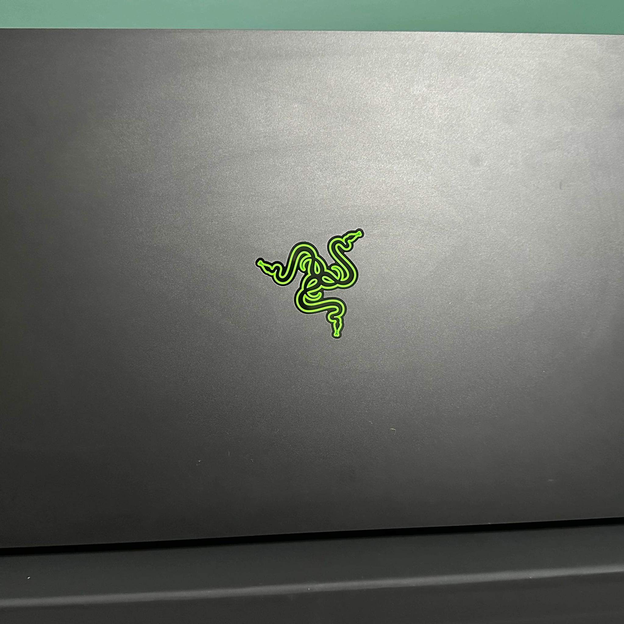 Razer 15" Gaming Laptop | Intel i7-9750H, 16GB RAM, GTX 1660Ti, 1TB Storage