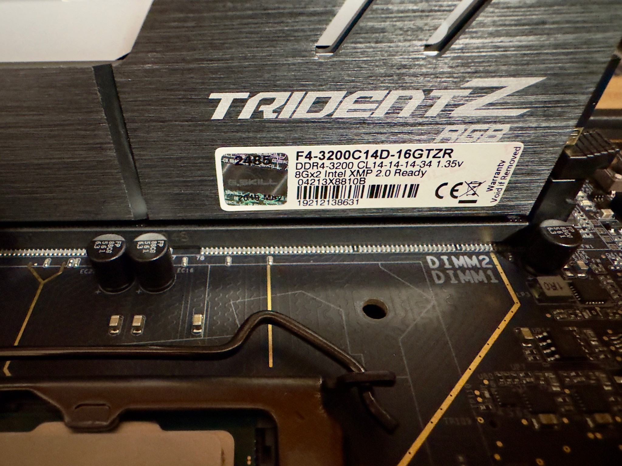 EVGA z390 dark with intel 9700k and G.skill tridentZ 16gb (2x8gb) 3200 CL14 ram