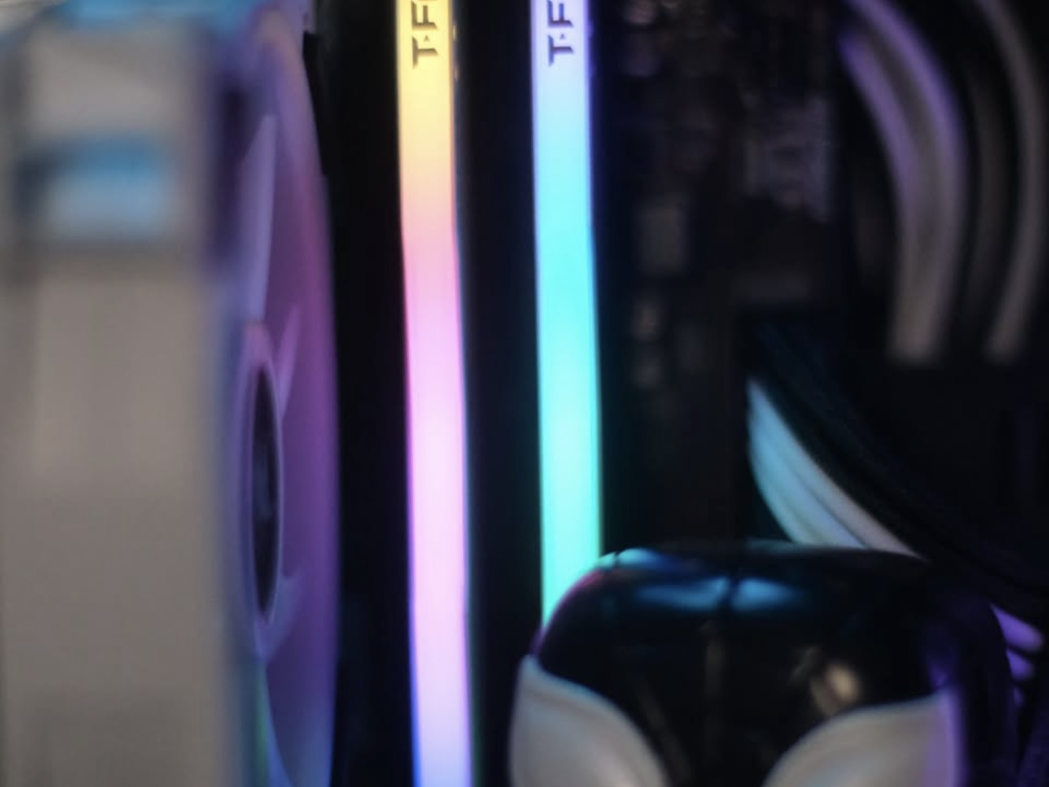 WONDERFUL Black and White spider-Man RGB Gaming PC