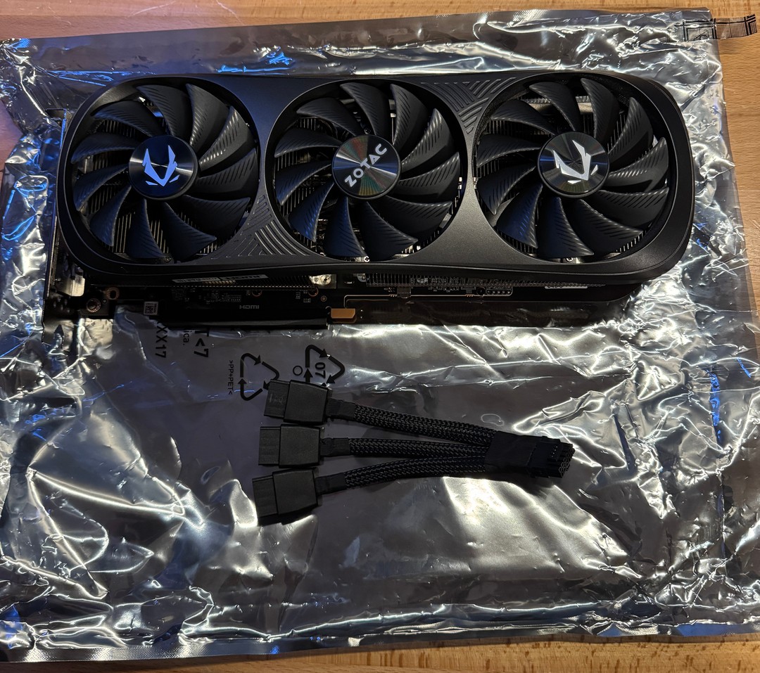 Zotac RTX 4080 Super 16GB AMP OC | Jawa
