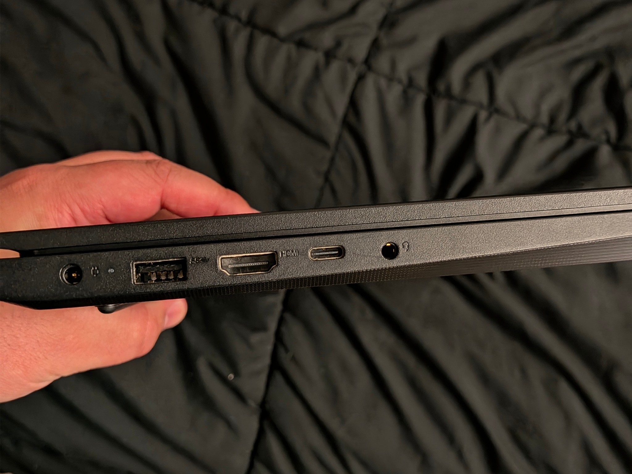 Lenovo V14 G2