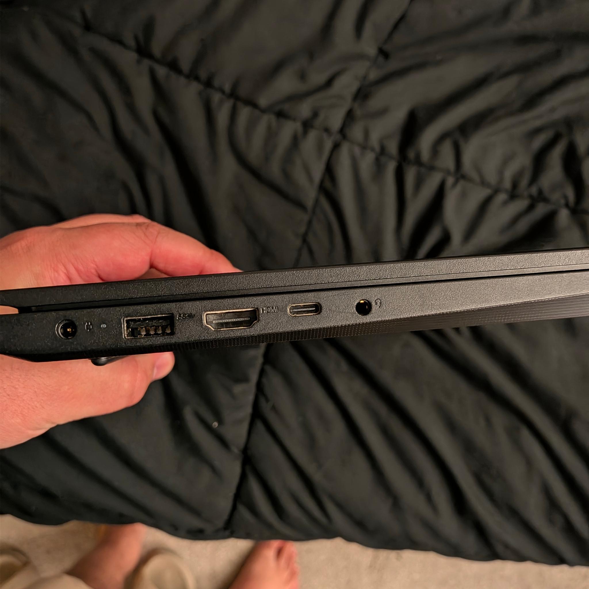 Lenovo V14 G2