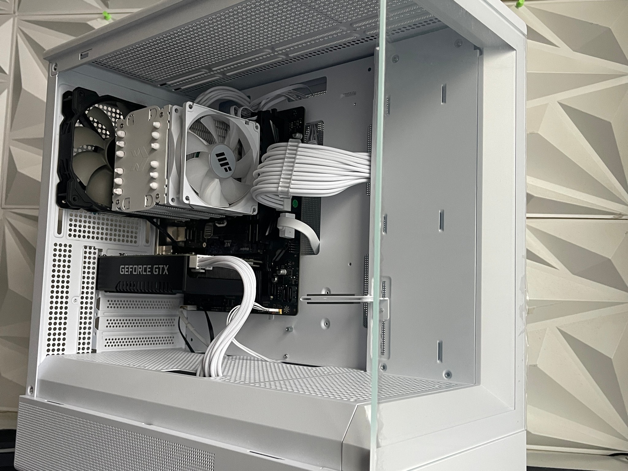 Ryzen 5 2600 🚀 + GTX 1660 Super | 16GB Ram | Gaming PC