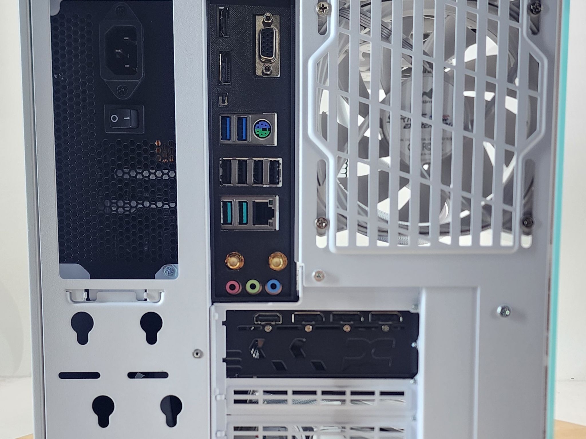 Gaming PC Ryzen 7 7700 32GB RAM 1TB SSD RX 9070 XT 16GB Windows 11 Computer