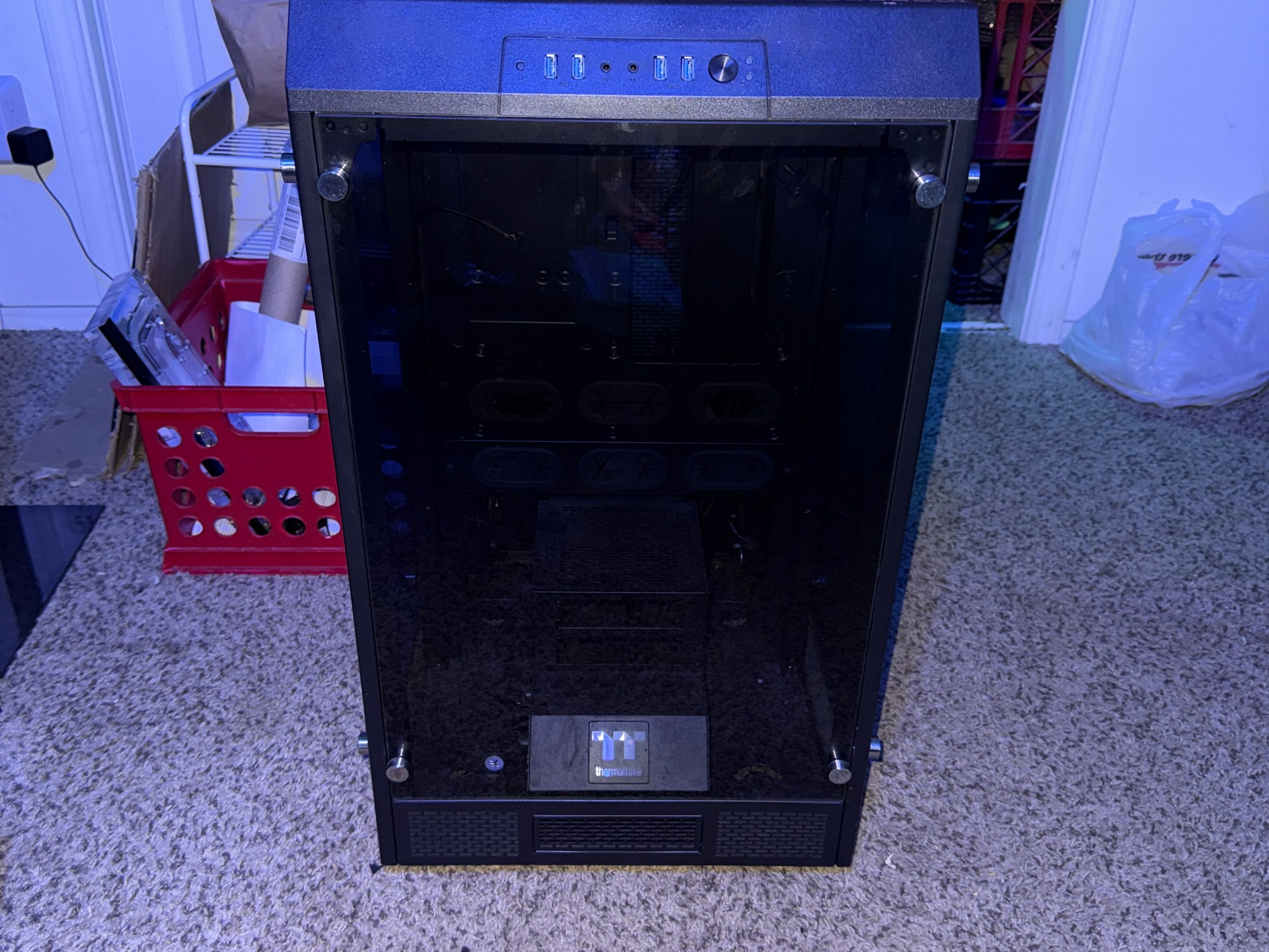 Thermaltake View 900 - Black