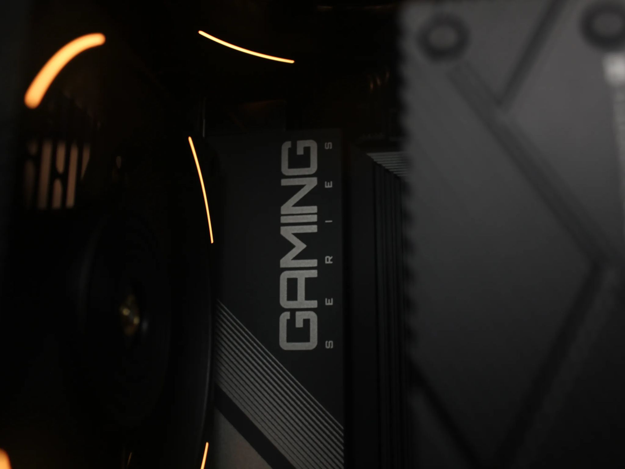 SALE! 7900 XTX 24gb | 9700X | 4K Gaming Rig | “Walnut Ember”