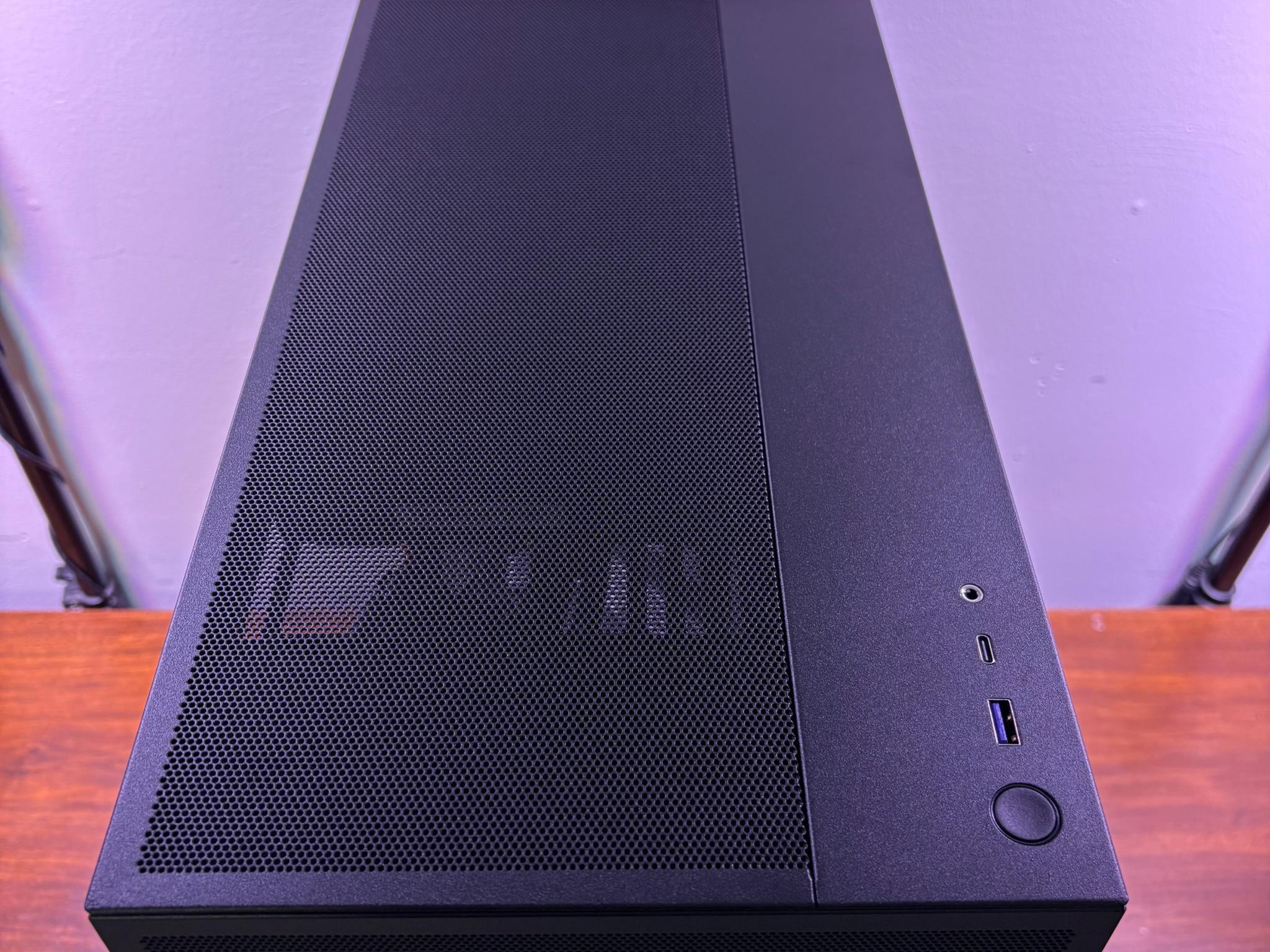 RTX 5070TI | Ryzen 7 7800X3D | 32GB DDR5 | 2 TB SSD's | 750W PSU | 240MM AIO | NZXT Case