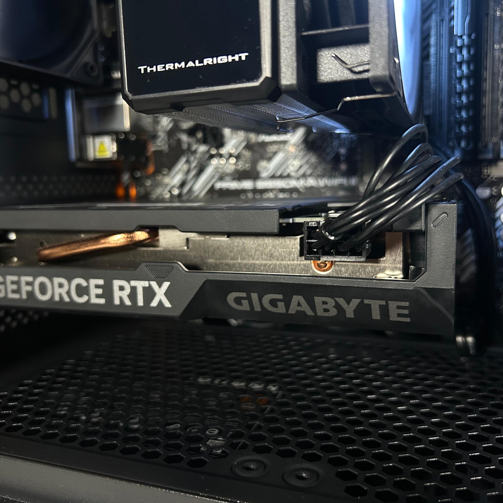 Business Casual 🤵- Ryzen 5 5600X | RTX 4060 | 32GB DDR4 | 1TB