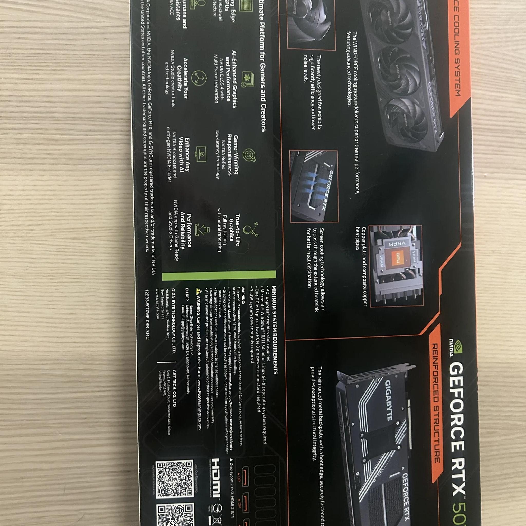 GIGABYTE - NVIDIA GeForce RTX 5070 WINDFORCE SFF