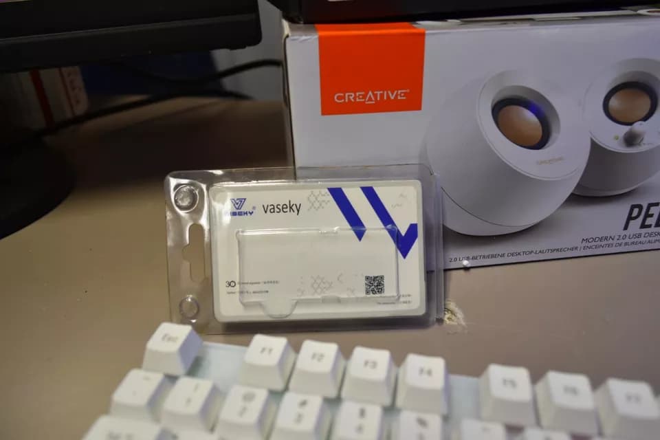 GAMING PC INTEL i7 3770 rx580 8 gb 24gb ram 500 WT PSU BUILT IN WIFI & BLUETOOH 512 GB M.2 &250 HHD