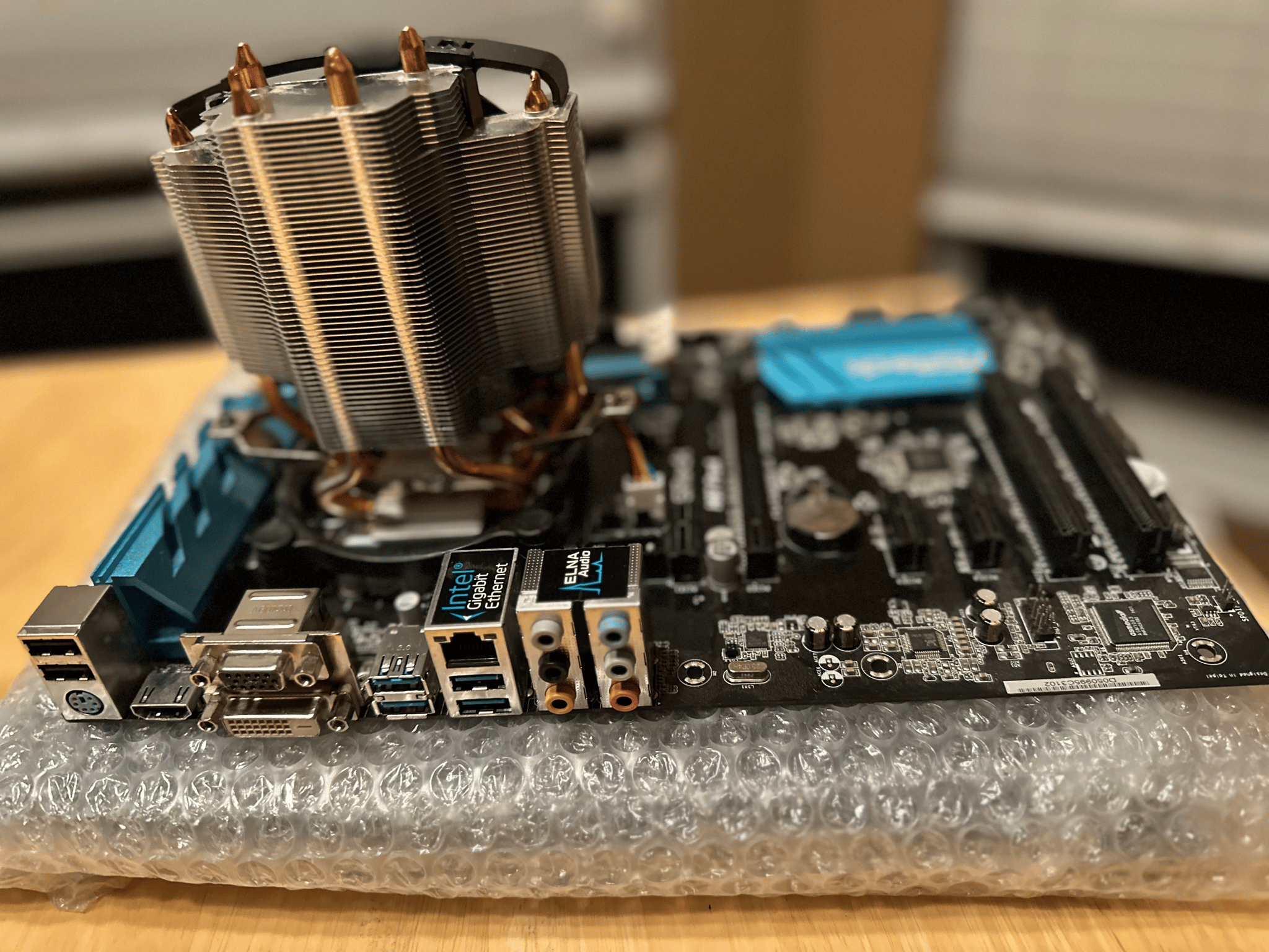 Asrock H97 Pro4 + i5-4690k + Zalman cooler bundle