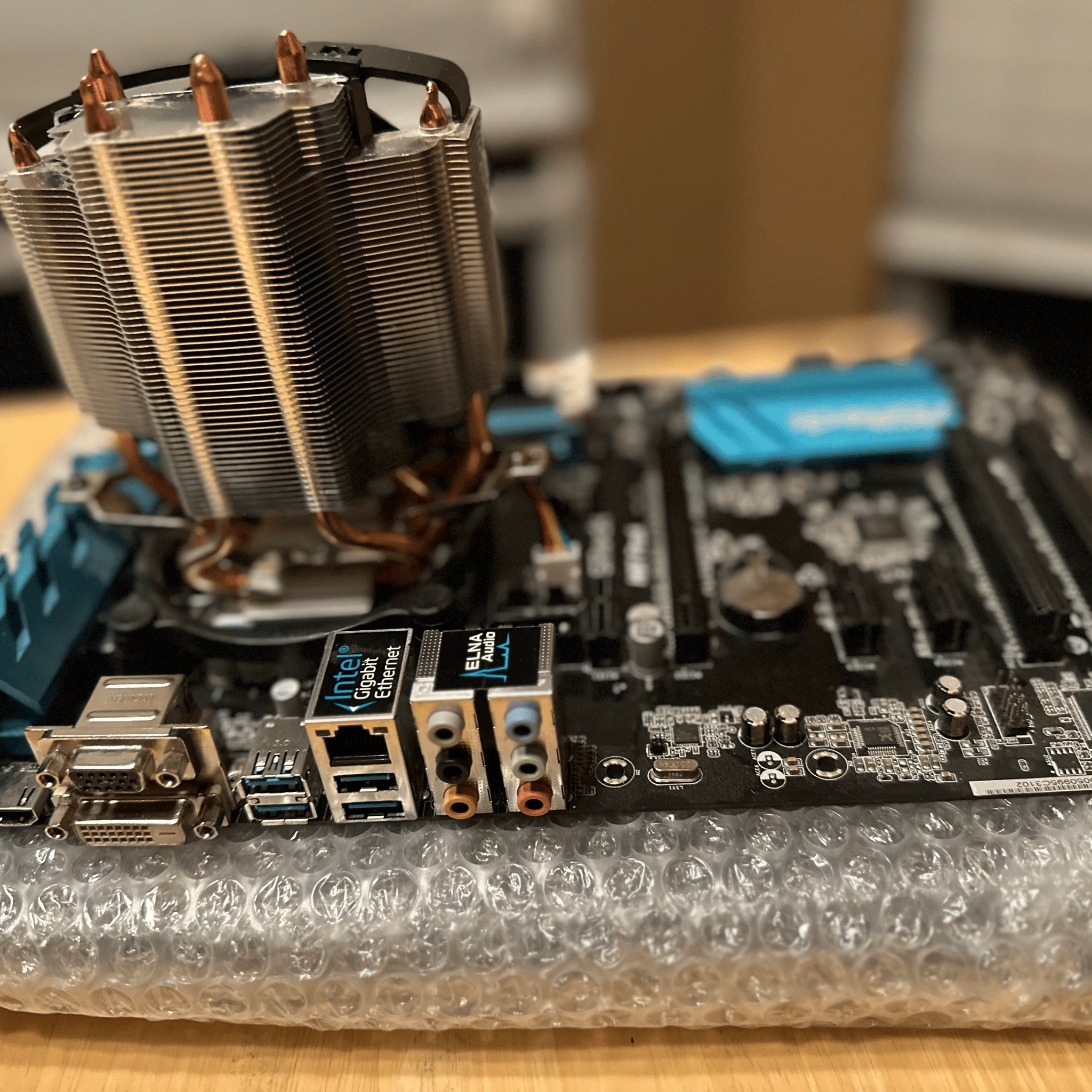 Asrock H97 Pro4 + i5-4690k + Zalman cooler bundle