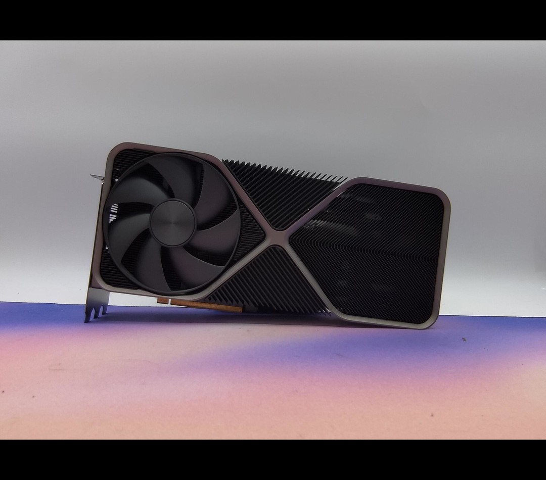 ジャンク品 RTX4090 Founders Edition 台座付き 【公式通販】